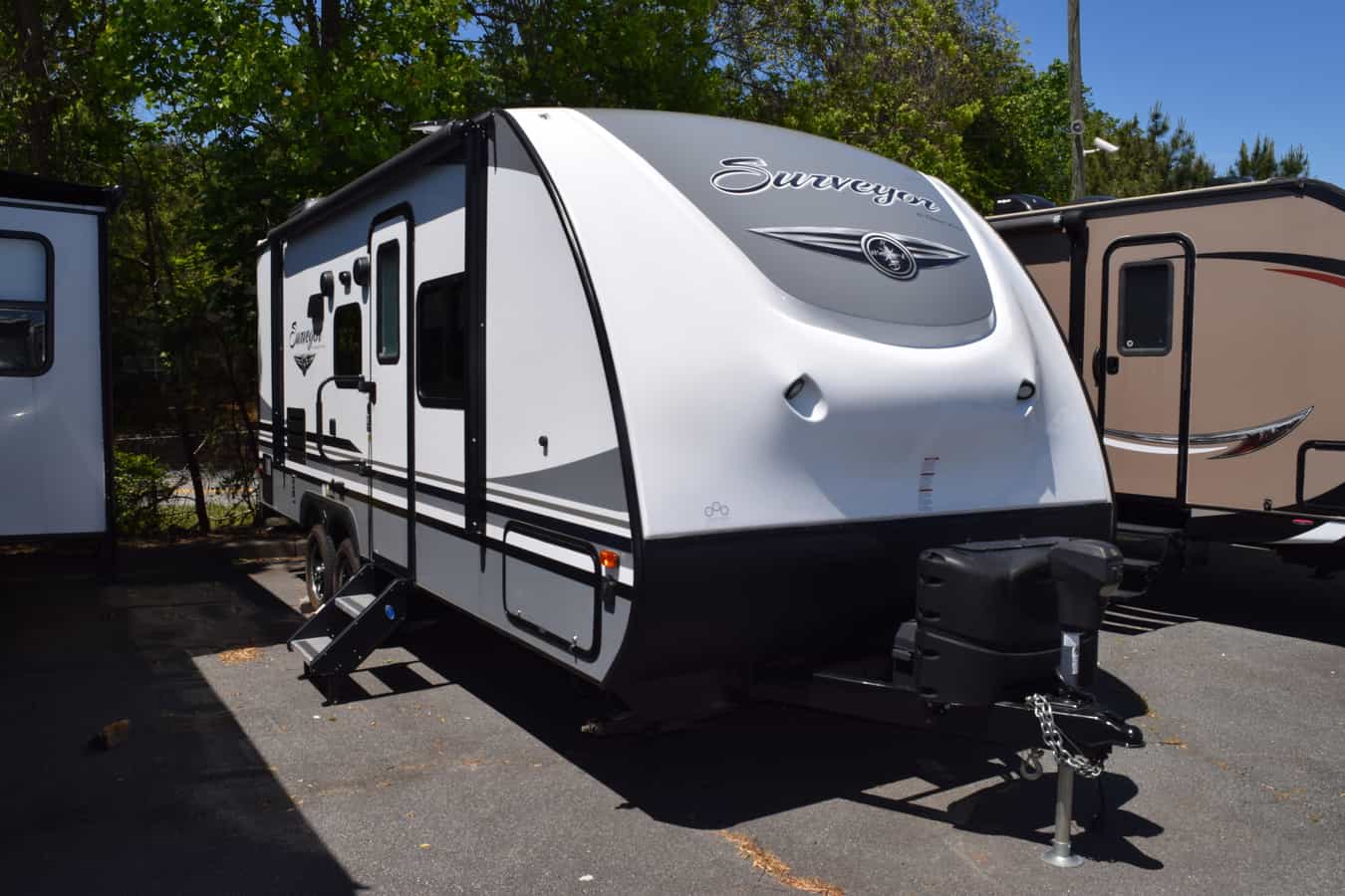 USED 2018 Forest River SURVEYOR 201RBS