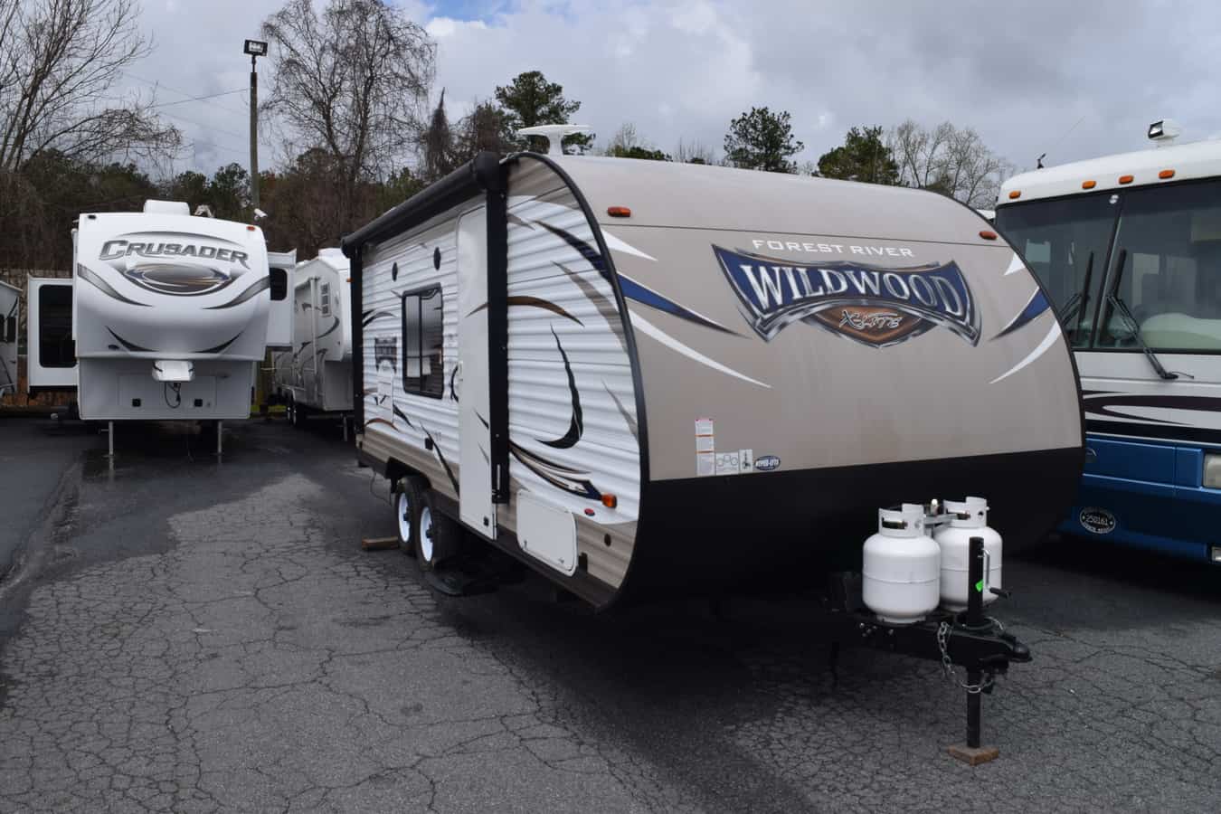 USED 2018 Forest River WILDWOOD 201BHXL
