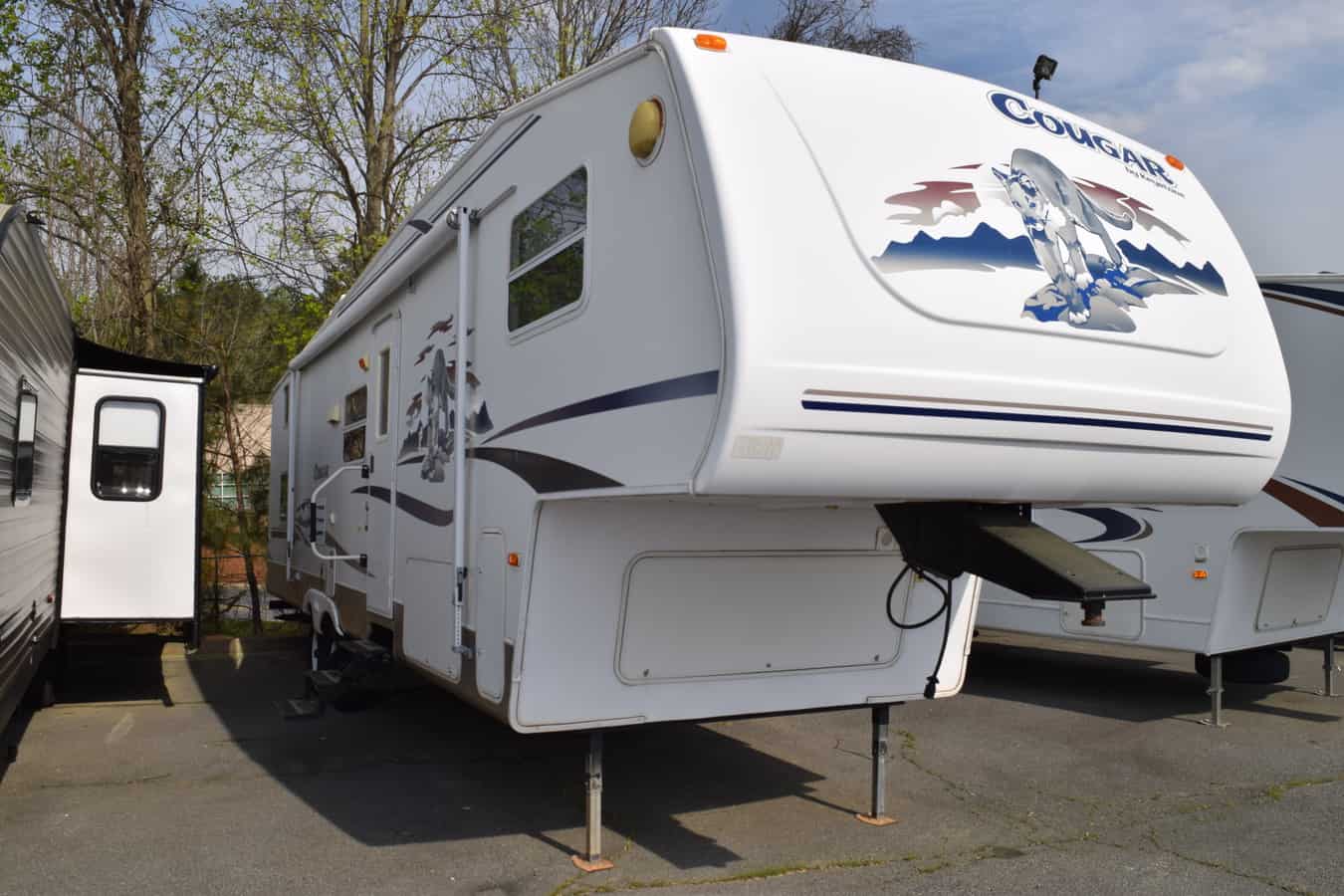 USED 2005 Keystone COUGAR 314EFS