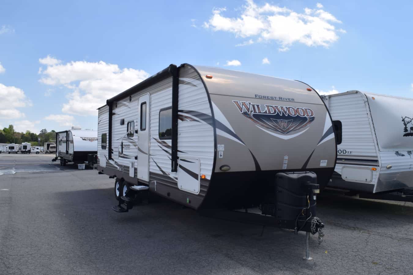 USED 2017 Forest River WILDWOOD 28DBUD