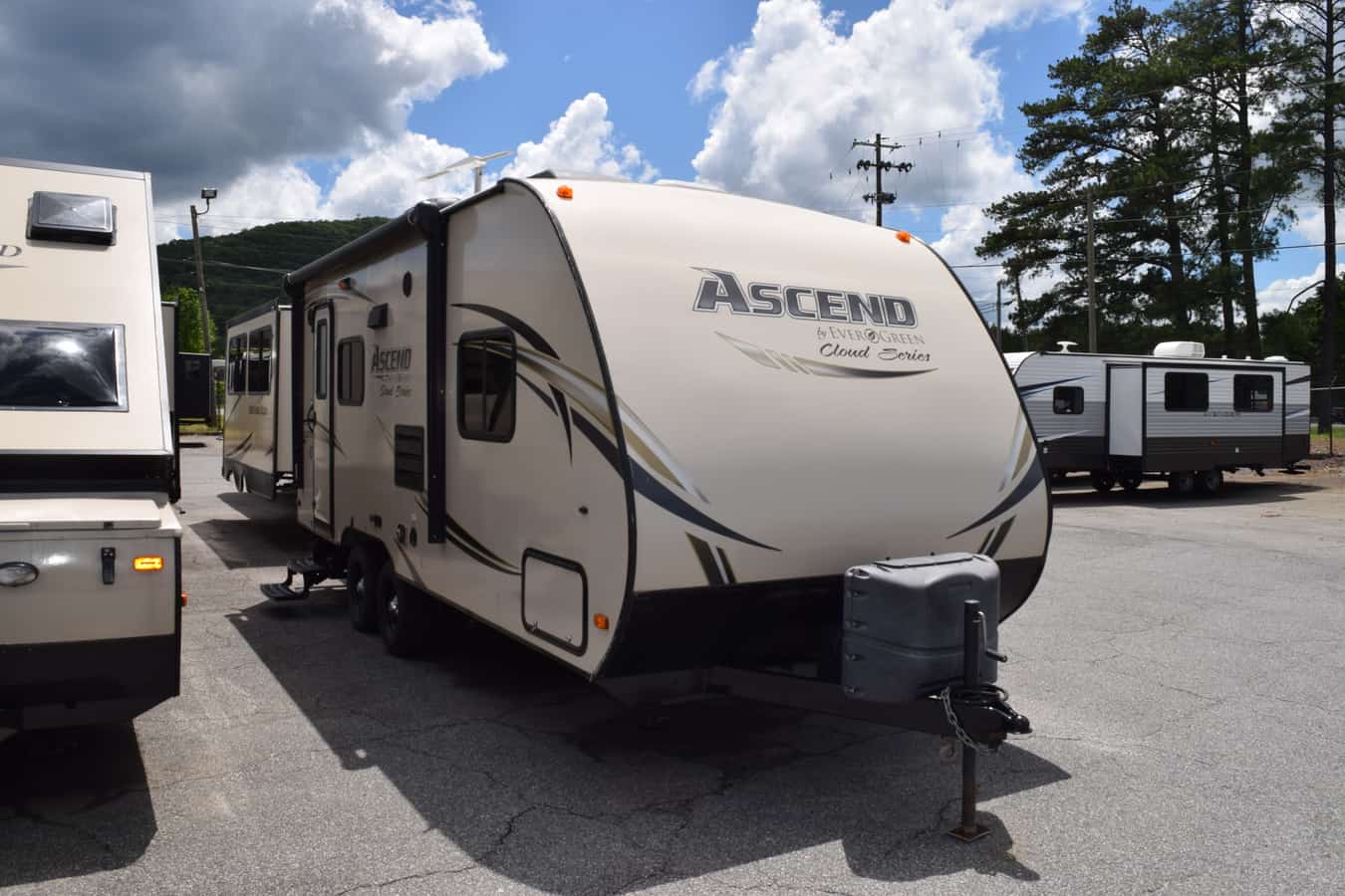 USED 2015 Evergreen ASCEND 189RB