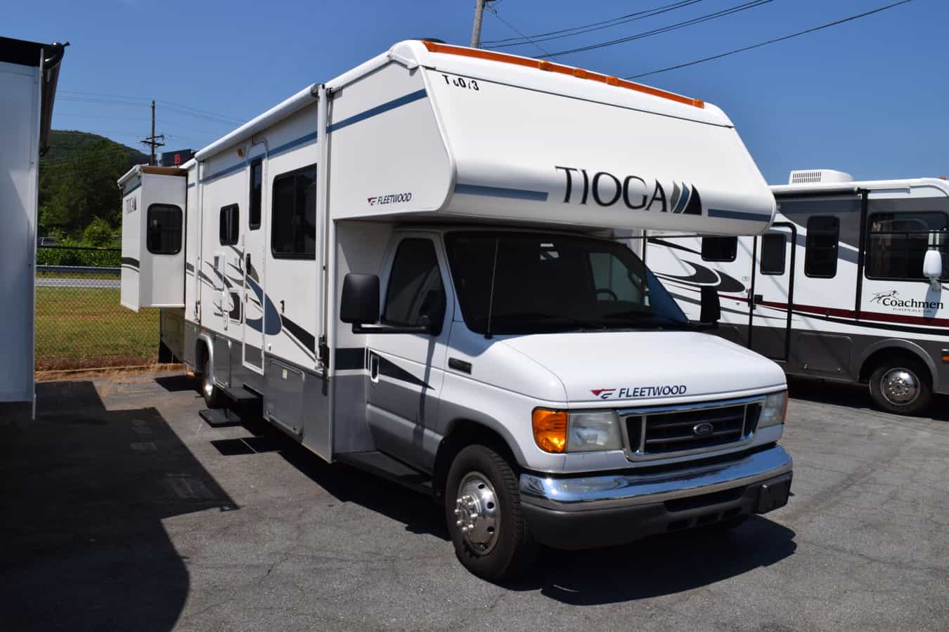 USED 2006 Fleetwood TIOGA 31M