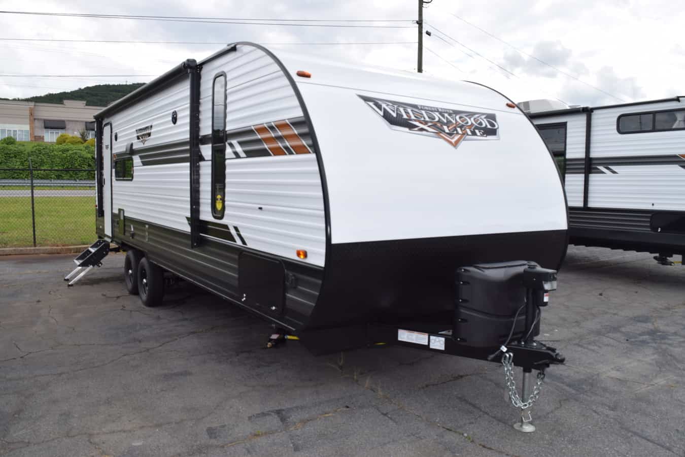 NEW 2021 Forest River WILDWOOD 24RLXL