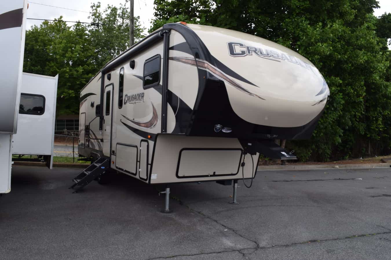 USED 2018 Primetime CRUSADER 26RE