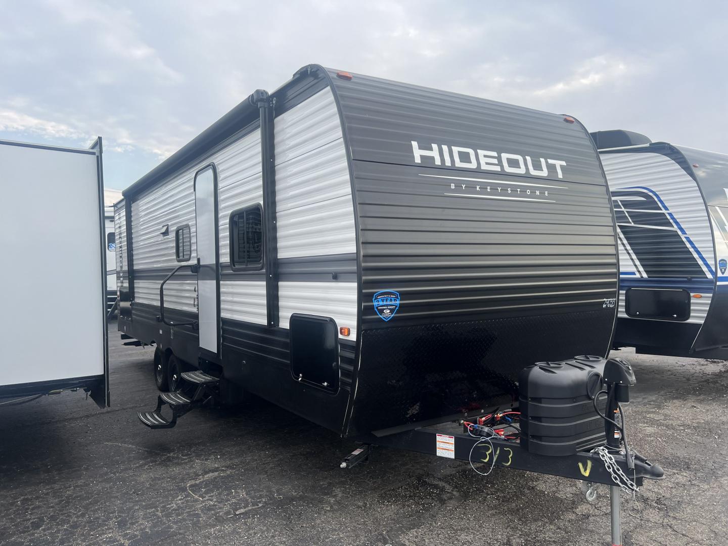 New 2025 Hideout 269DB - Trailside RV Kansas City