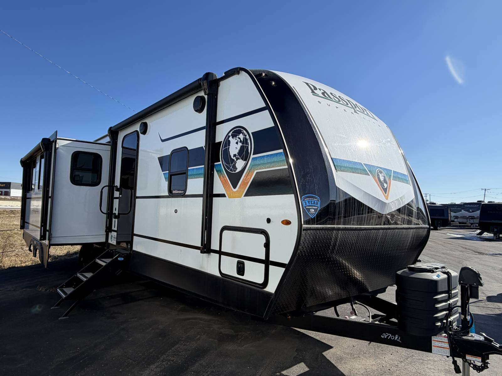 New 2025 Keystone PASSPORT 2870RL - Trailside RV Kansas City