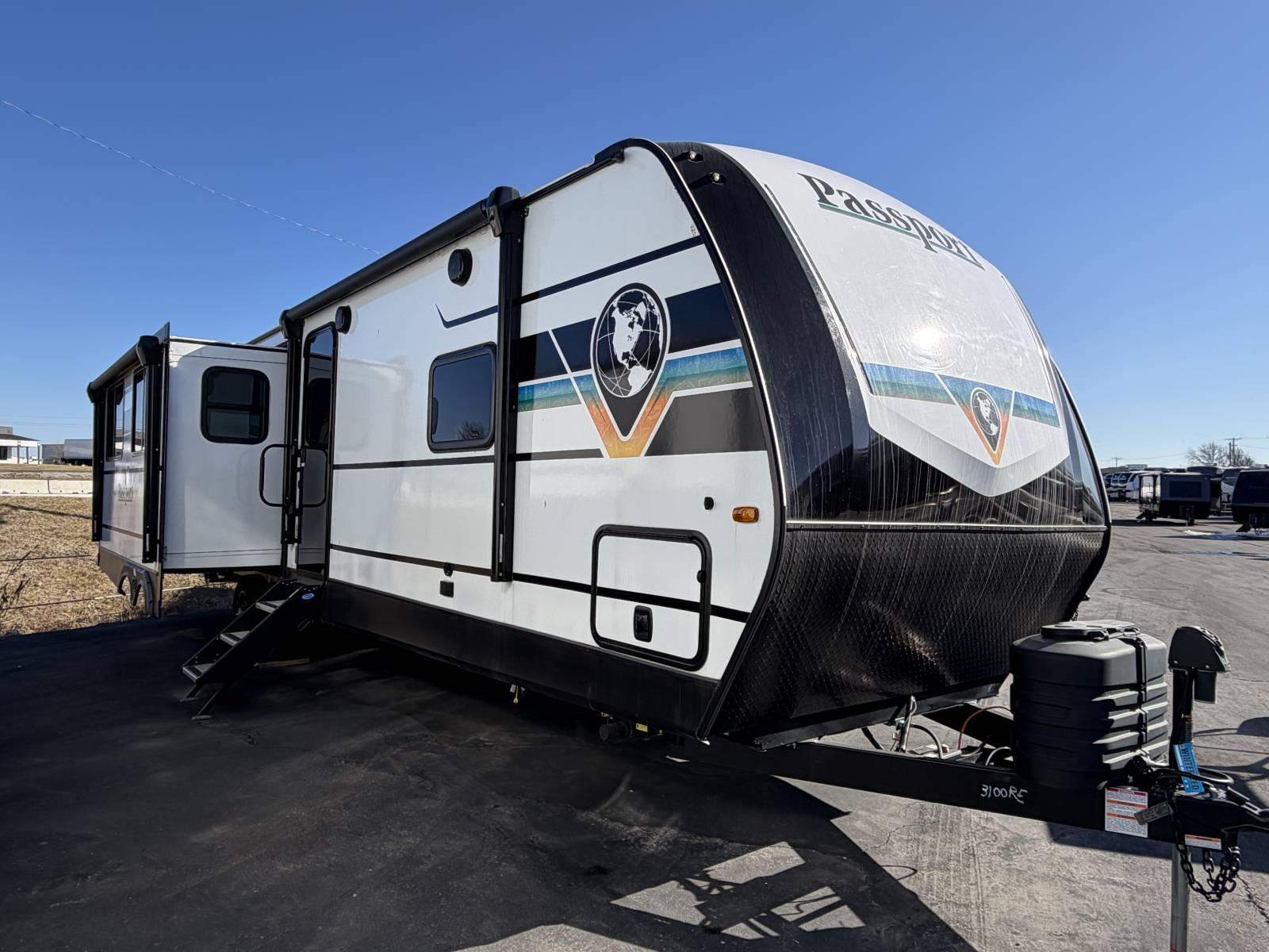 New 2025 Keystone PASSPORT 3100RE - Trailside RV Kansas City