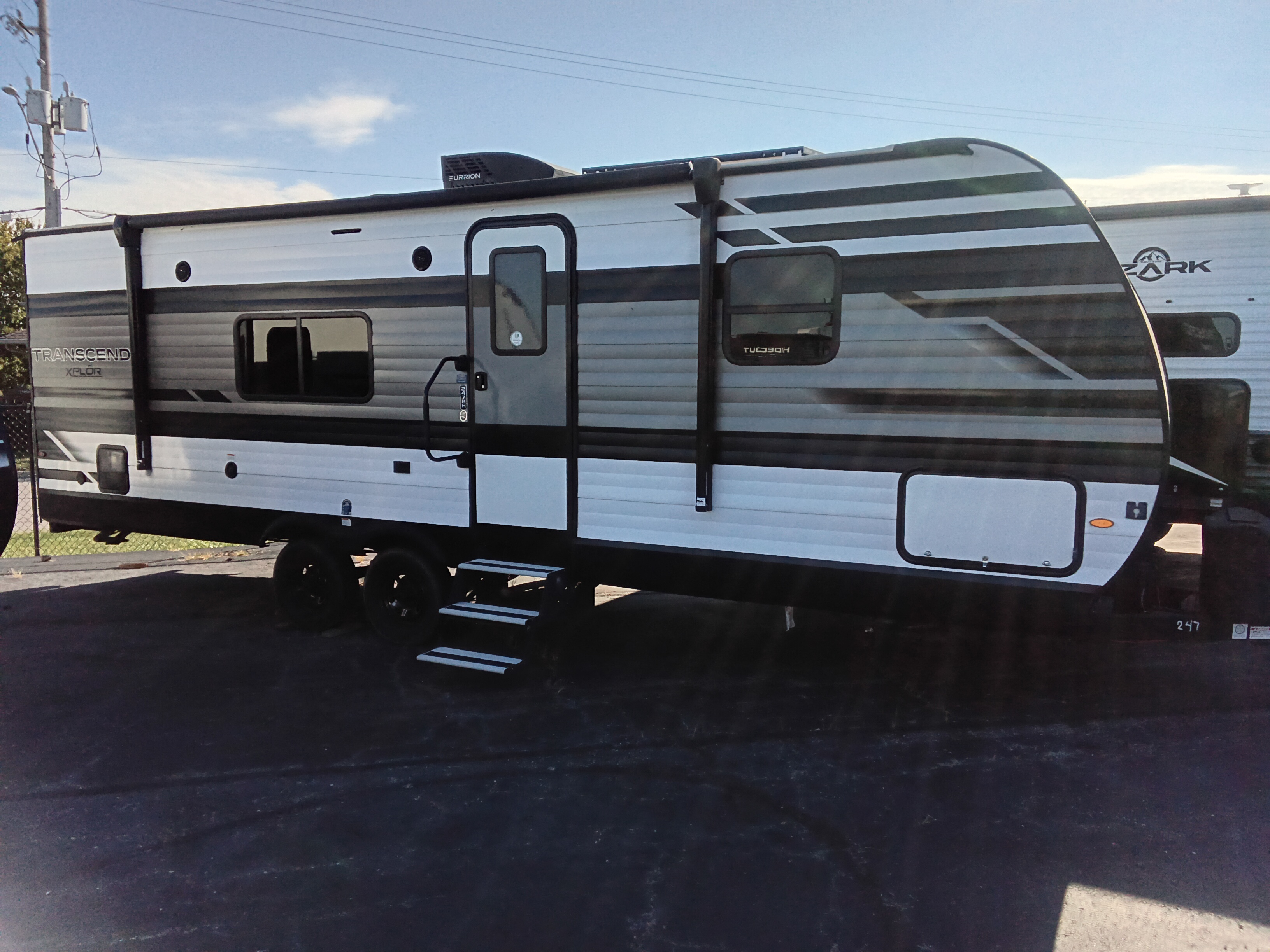 Used 2023 Grand Design TRANSEND EXPLORER 247BH - Trailside RV Kansas City
