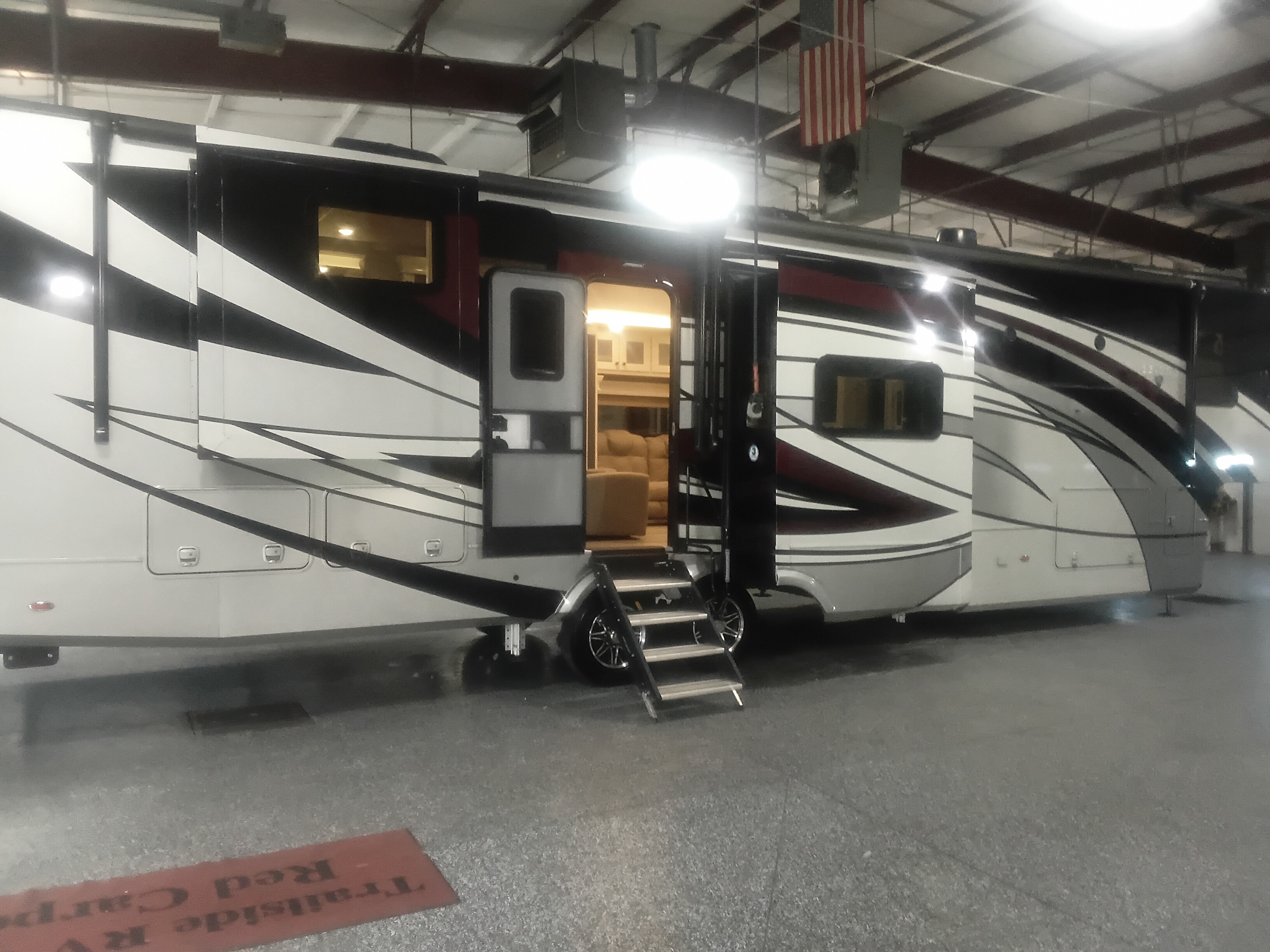 Used 2022 Vanleigh BEACON 42RKB - Trailside RV Kansas City