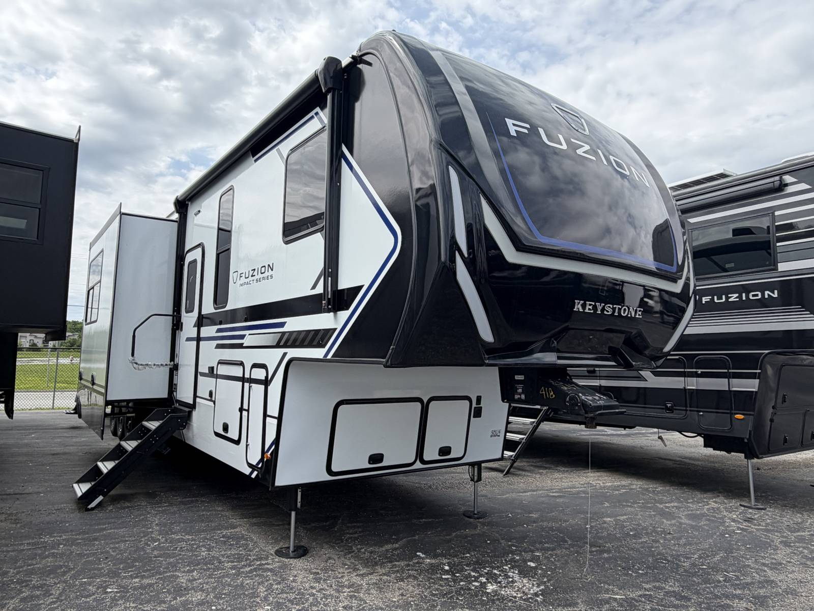 New 2026 Keystone IMPACT 418 - Trailside RV Kansas City