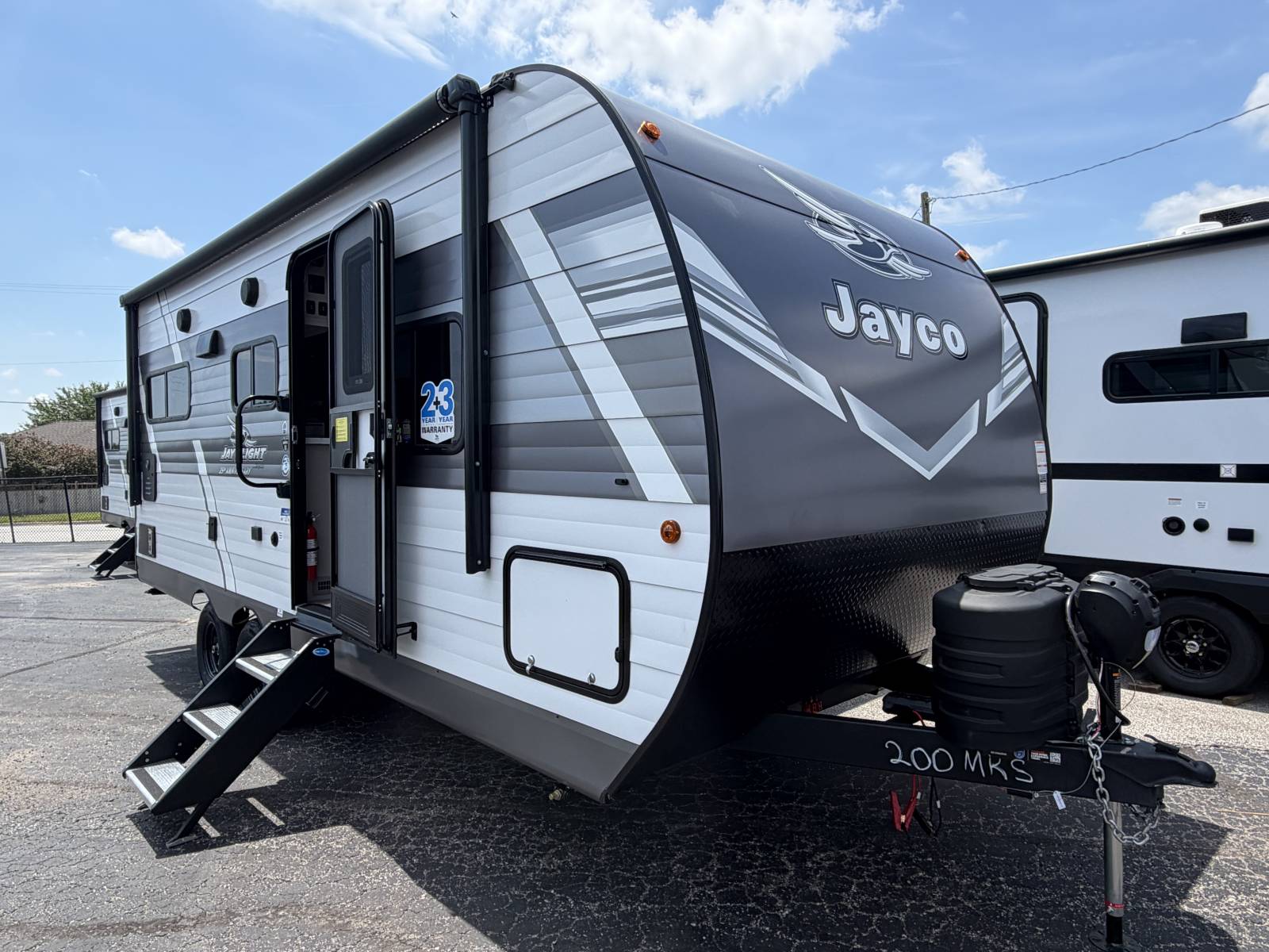 New 2027 Jayco JAY FLIGHT 200MKS - Trailside RV Kansas City