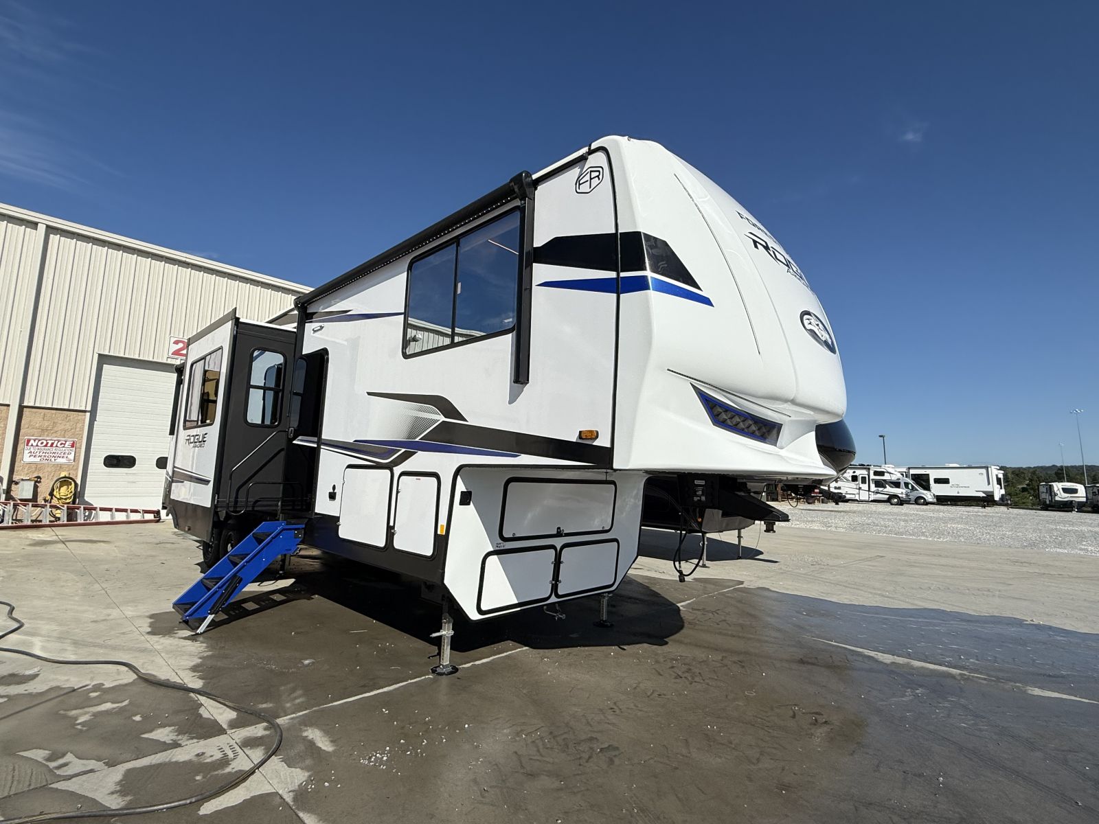 New 2026 Forest River ROGUE 341GS11 - Tri-Am RV Center