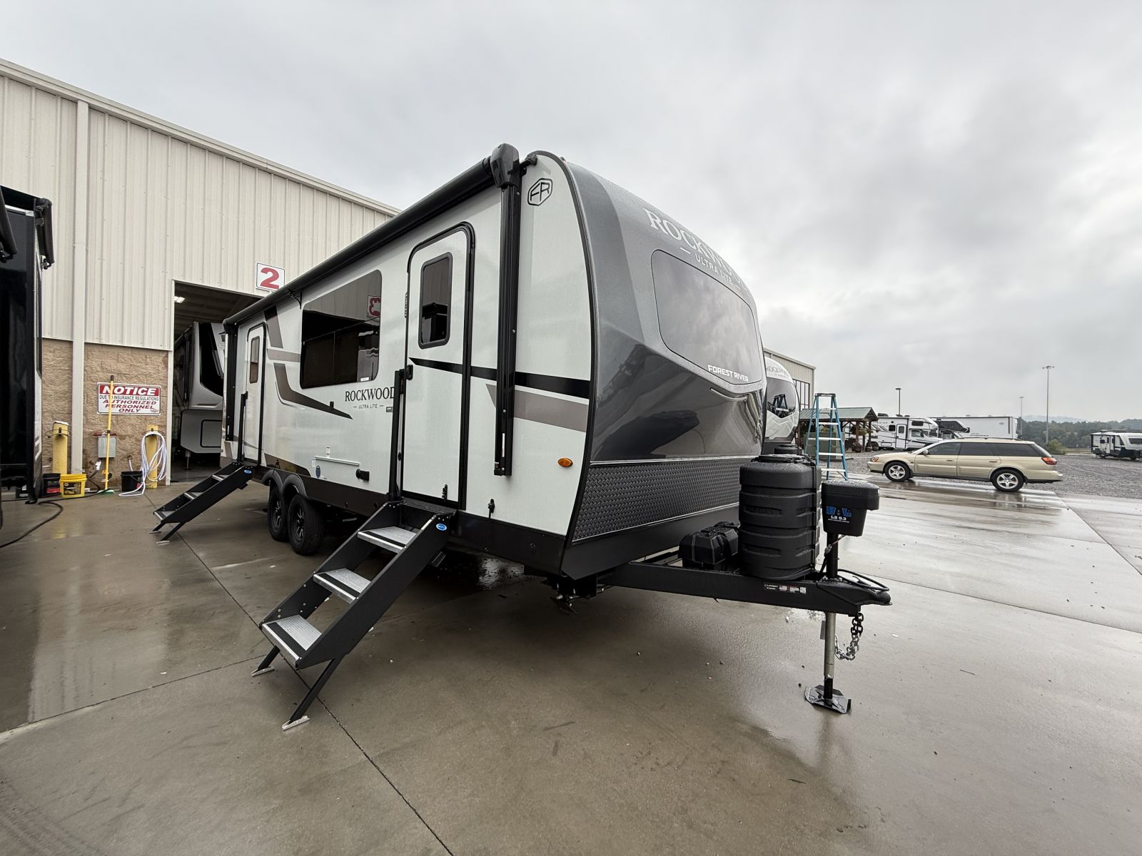 New 2026 Forest River ROCKWOOD ULTRA 2619FK - Tri-Am RV Center