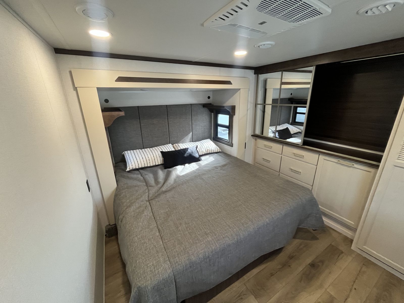 New 2026 Forest River CEDAR CREEK 29RL - Tri-Am RV Center