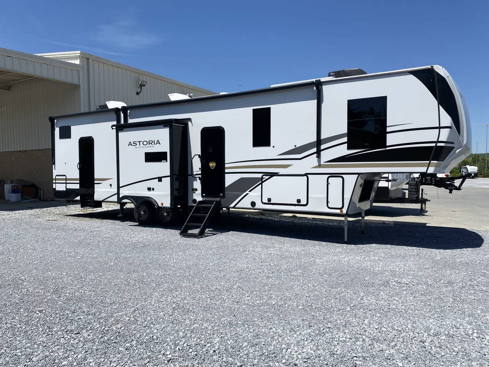 New 2026 Keystone ASTORIA 3603LFP - Tri-Am RV Center