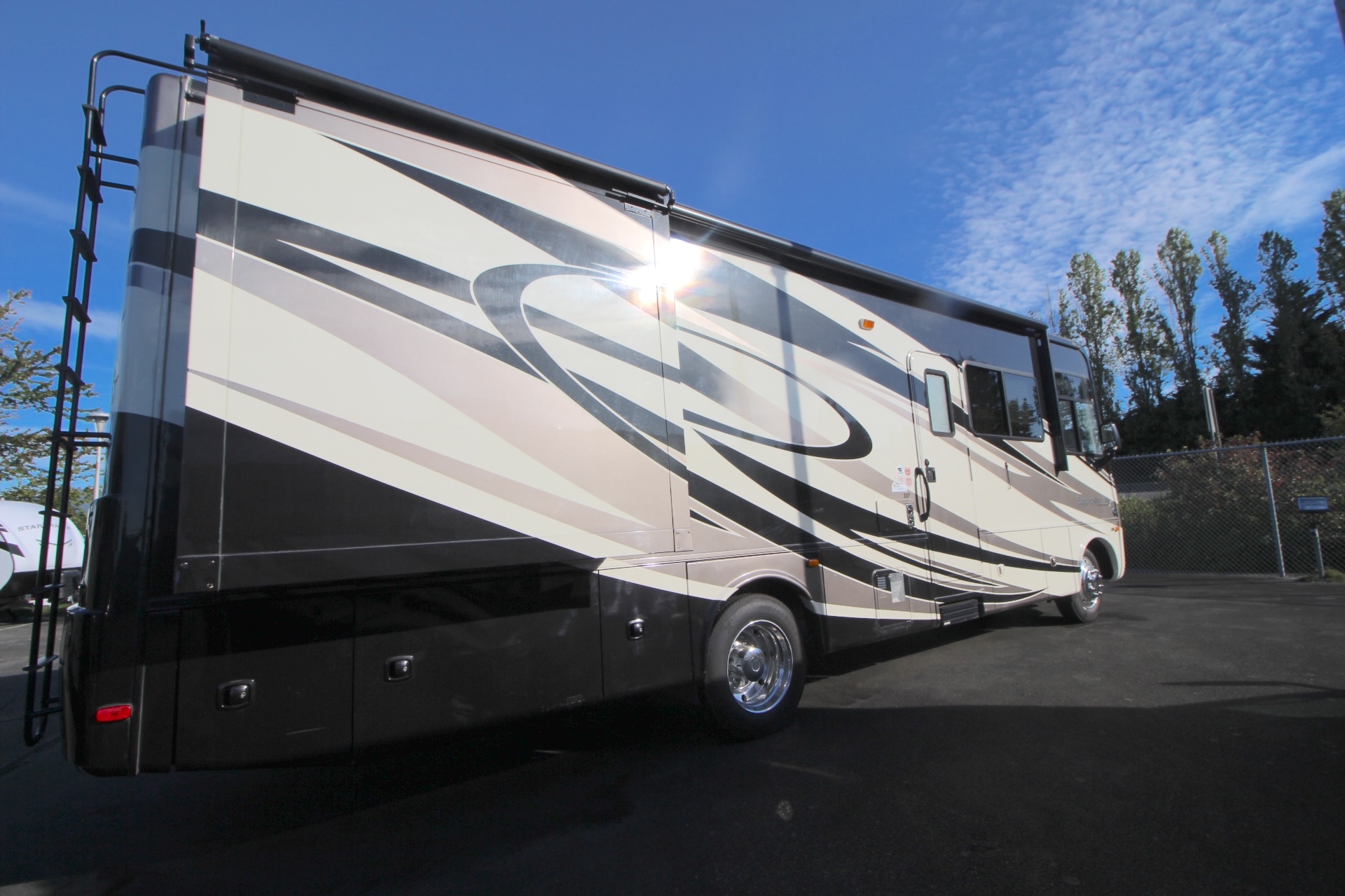 Class A Georgetown @ Triangle RV in Sidney/Victoria