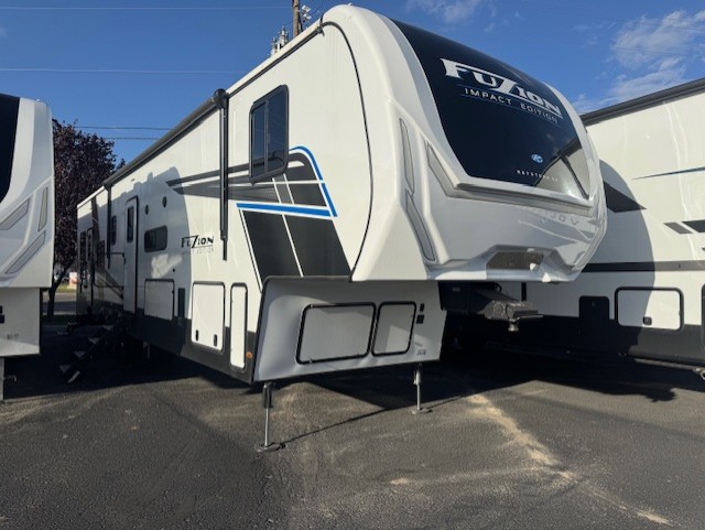 NEW 2025 Keystone Rv IMPACT 415 - Uncharted Recreation