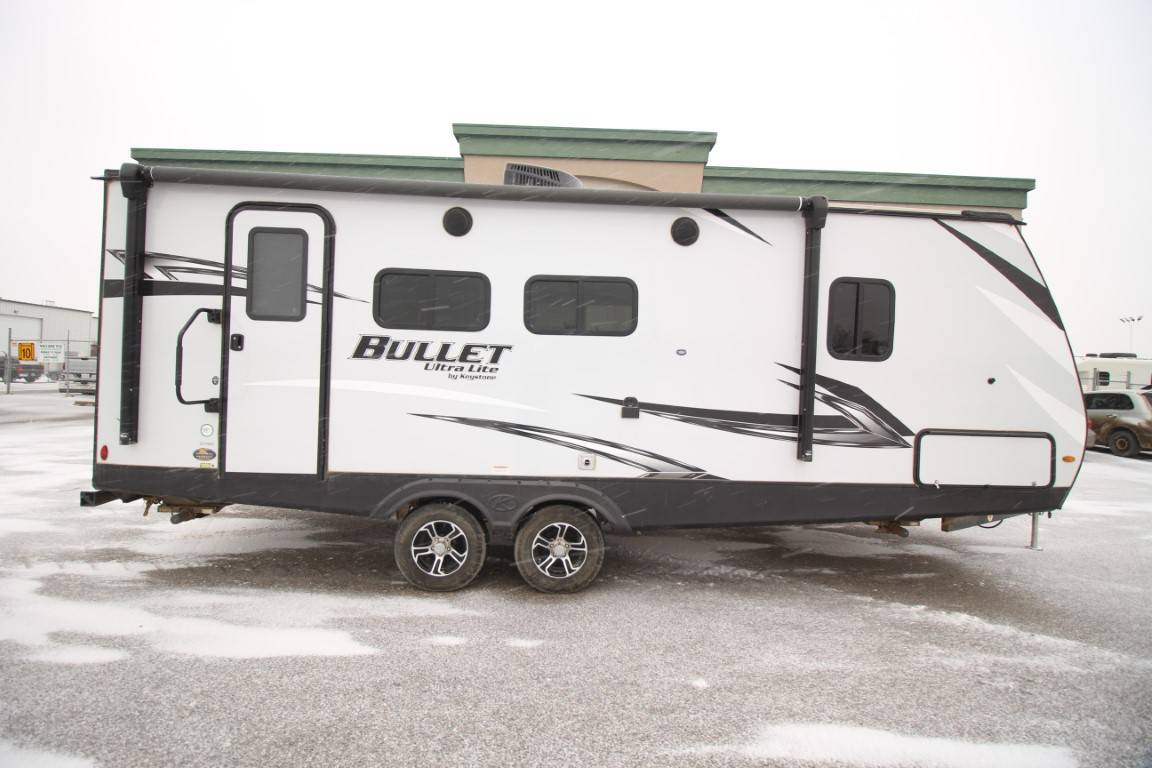 USED 2021 Keystone BULLET 221RBS CONSIGNMENT