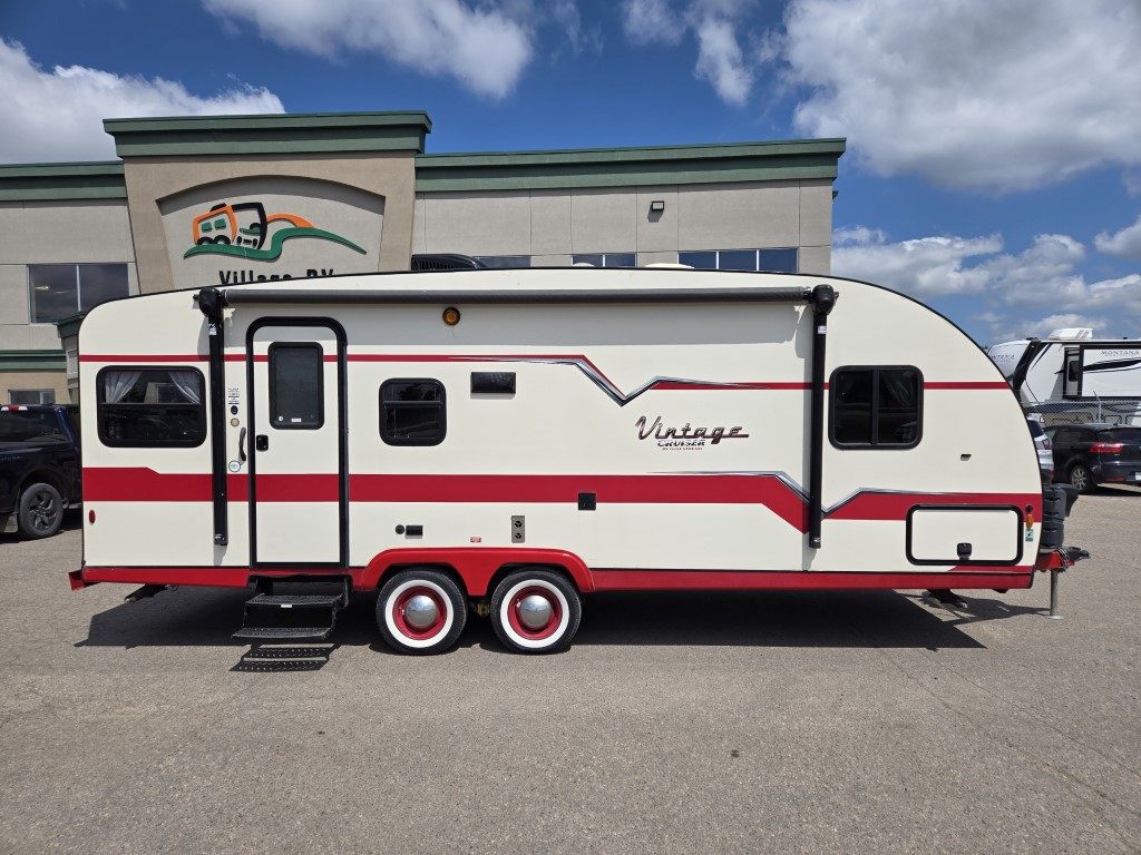 USED 2018 Gulf Stream VINTAGE CRUISER 23RSS