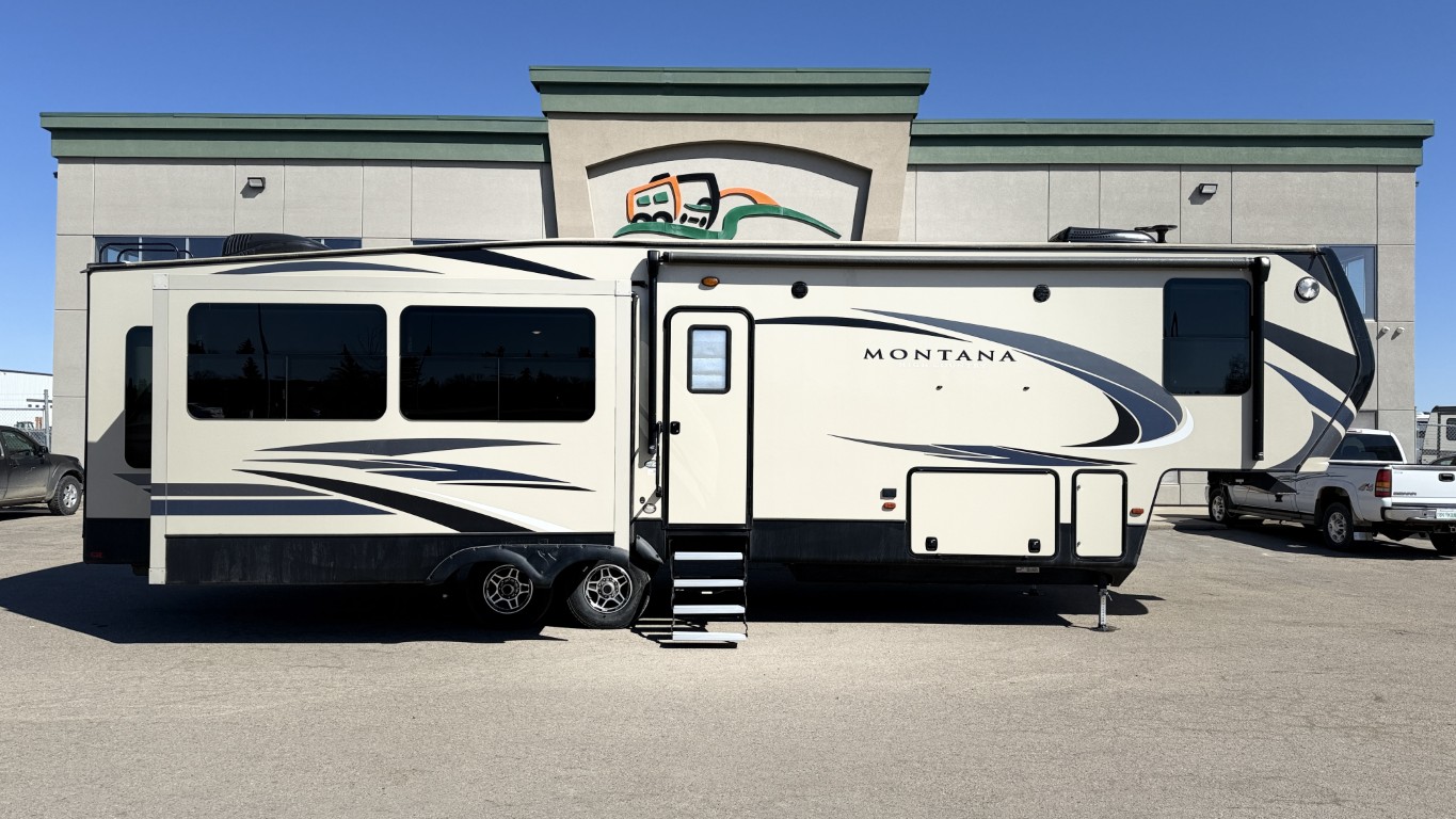 USED 2018 Keystone HC MONTANA 331RL