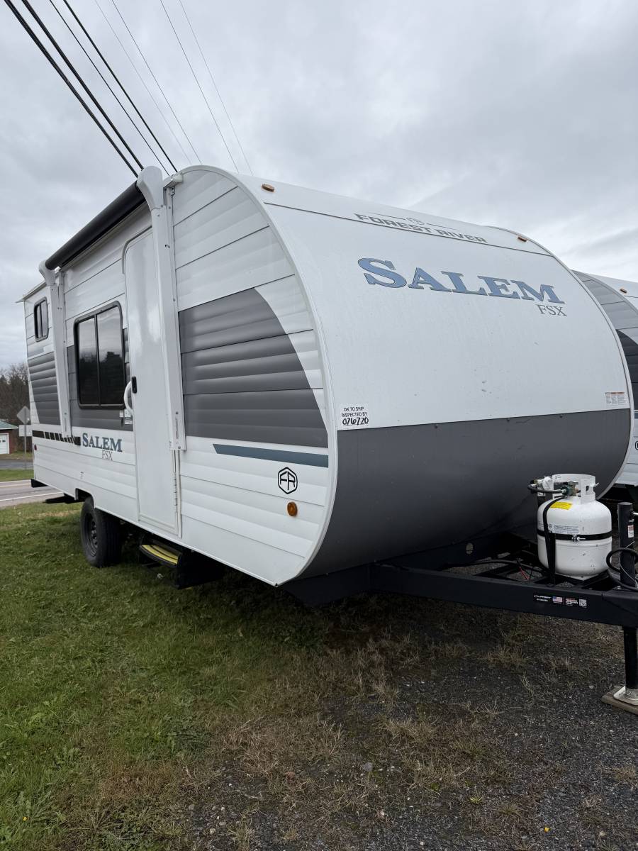 NEW 2026 Forest River SALEM 174DBLE - Mekkelsen RV