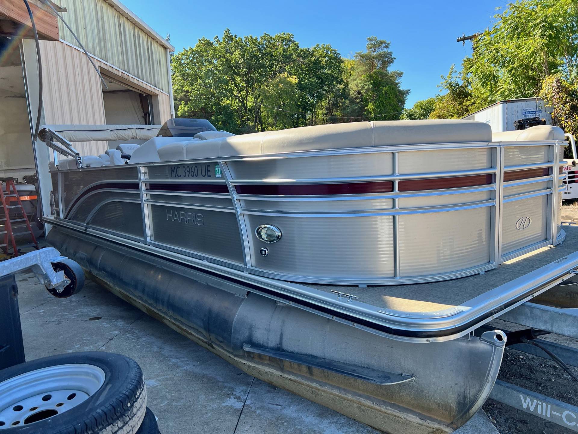 2018 Harris Sunliner 220 - Wilson Marine