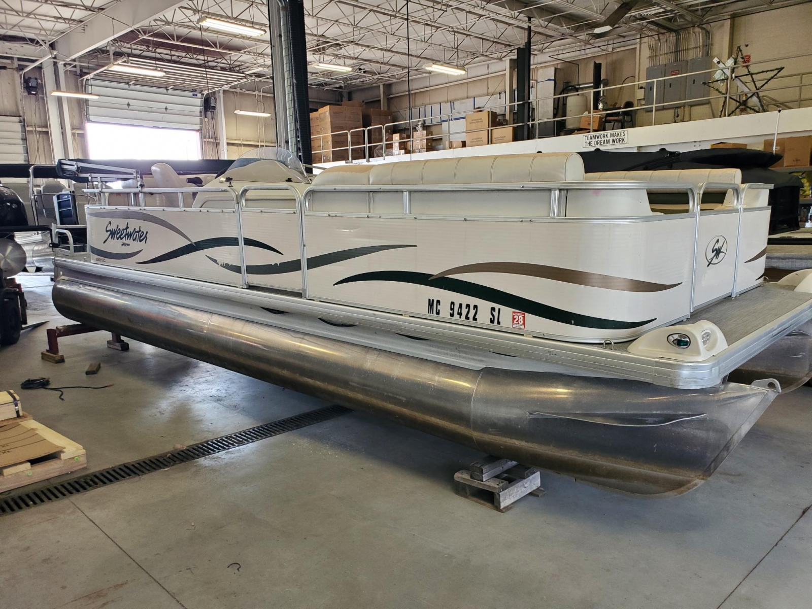 2003 Sweetwater 2221SC