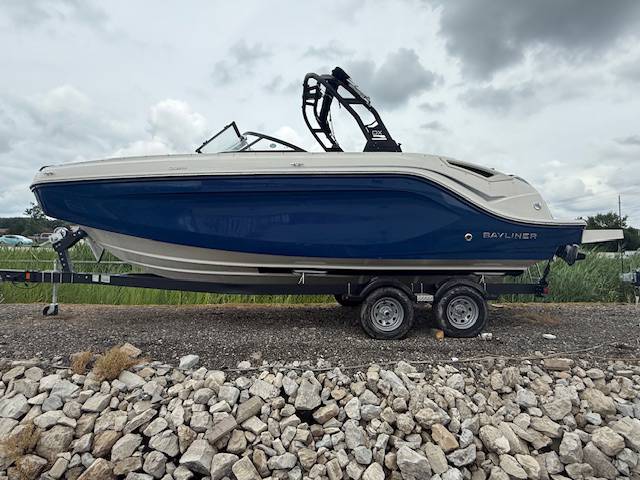 2024 Bayliner DX2200