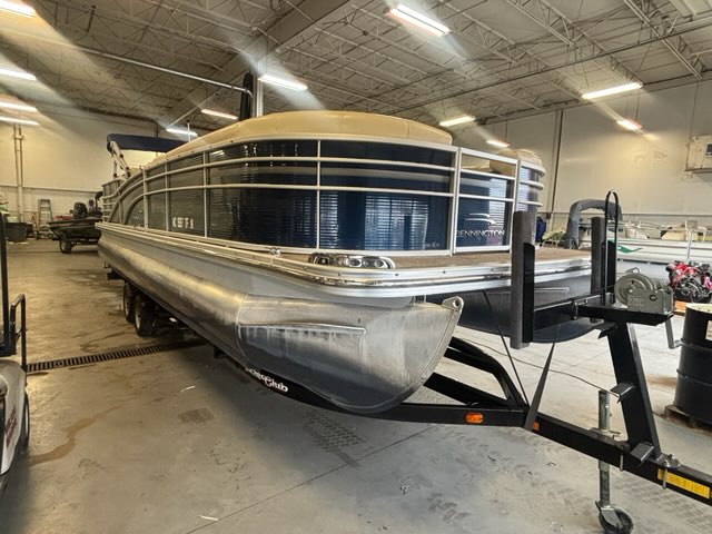 2010 Bennington 2550 RCW, photo 6 of 10