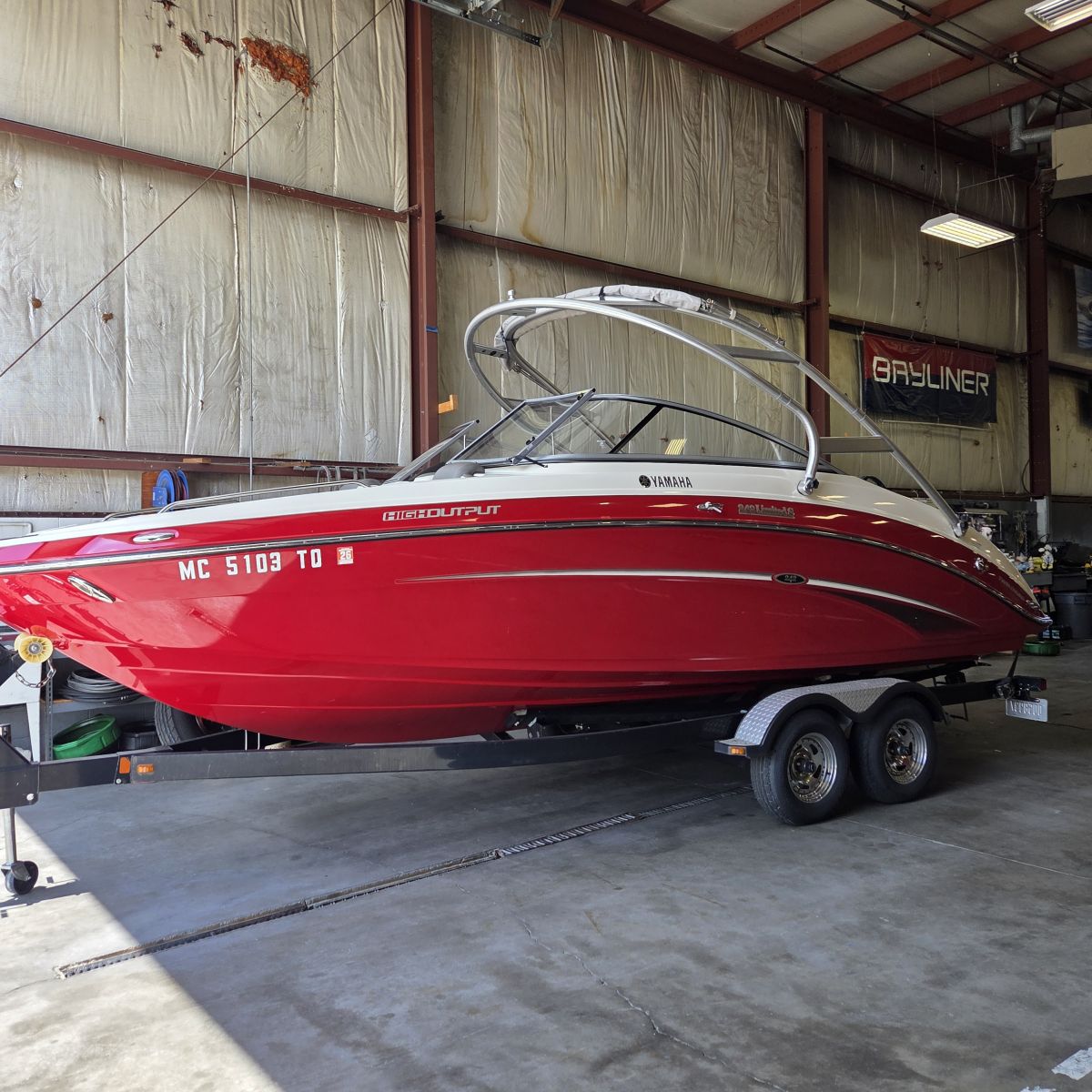 2014 Yamaha 242 Limited - Wilson Marine