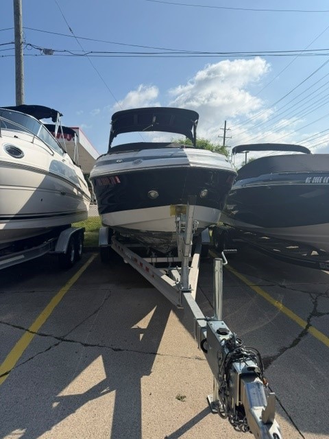 2014 Crownline 255SS, photo 2 of 15