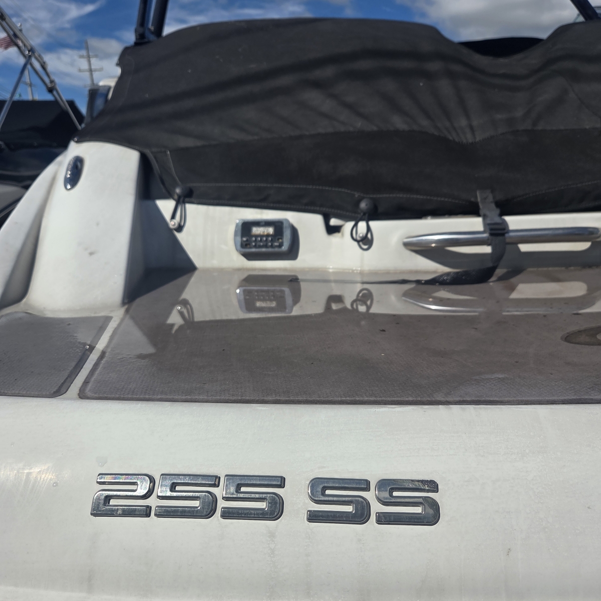 2014 Crownline 255SS, photo 10 of 15