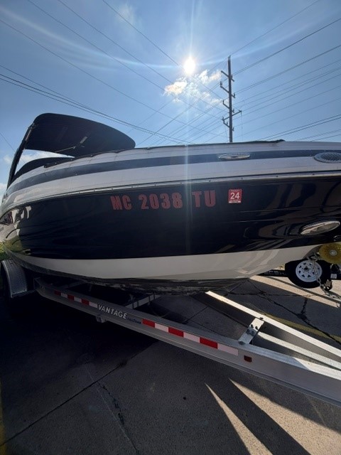 2014 Crownline 255SS, photo 6 of 15