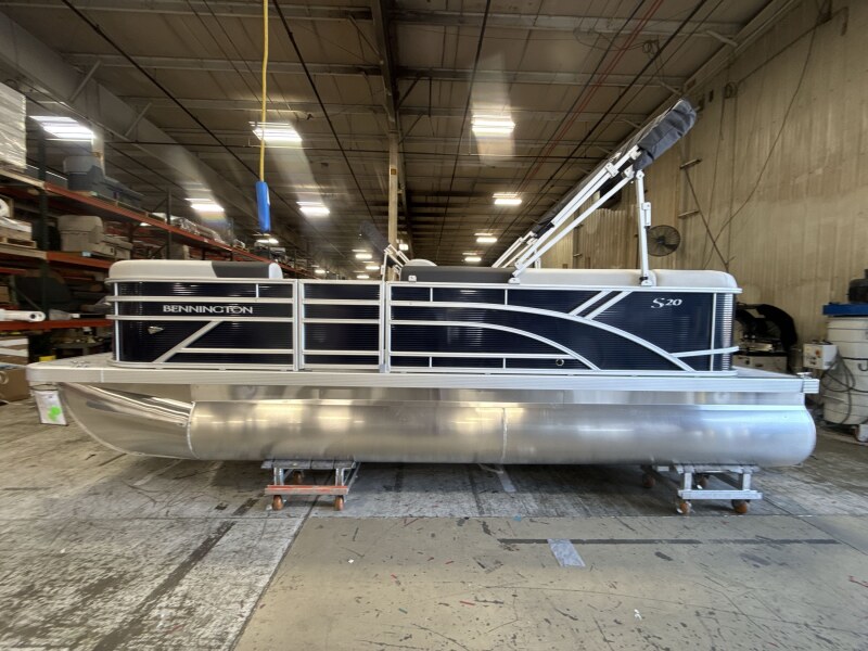 2027 Bennington 20S1L - Wilson Marine