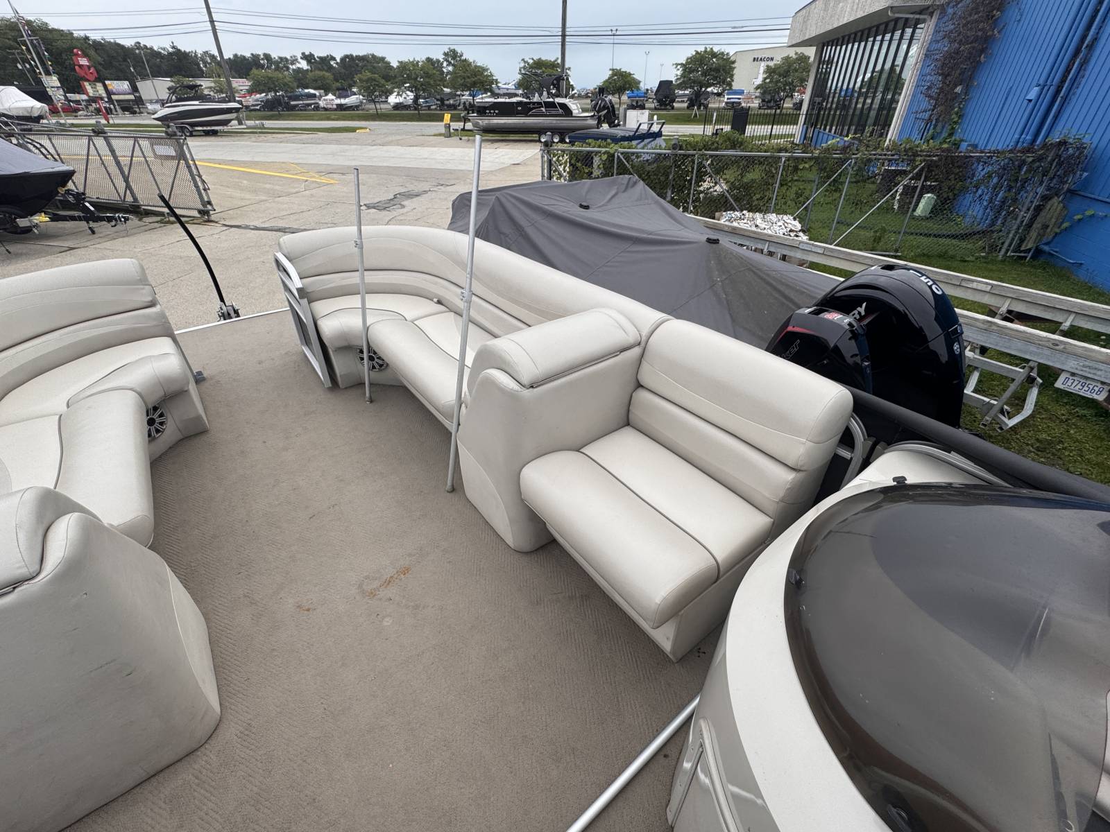 2016 Bennington 2574 GL, photo 9 of 14