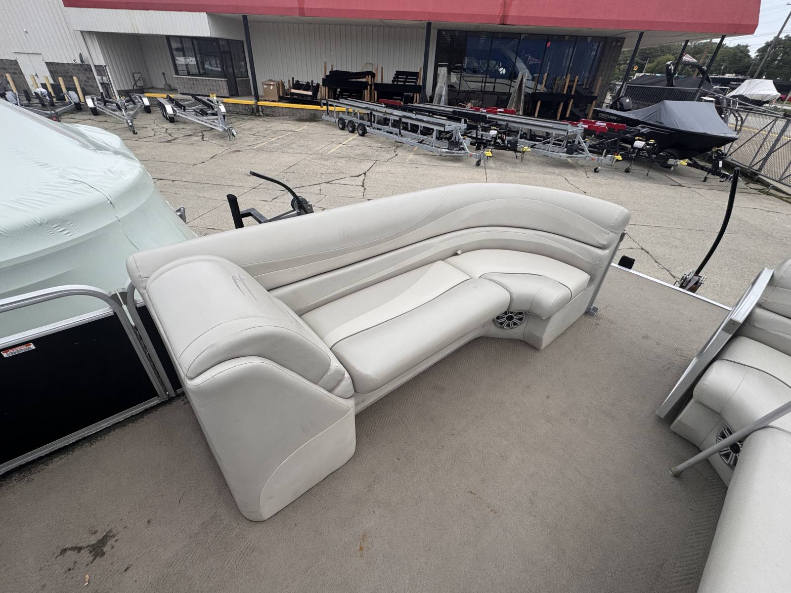 2016 Bennington 2574 GL, photo 10 of 14