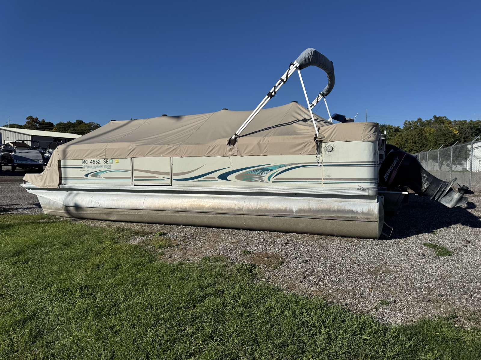 1999 Playbuoy Calypso 22