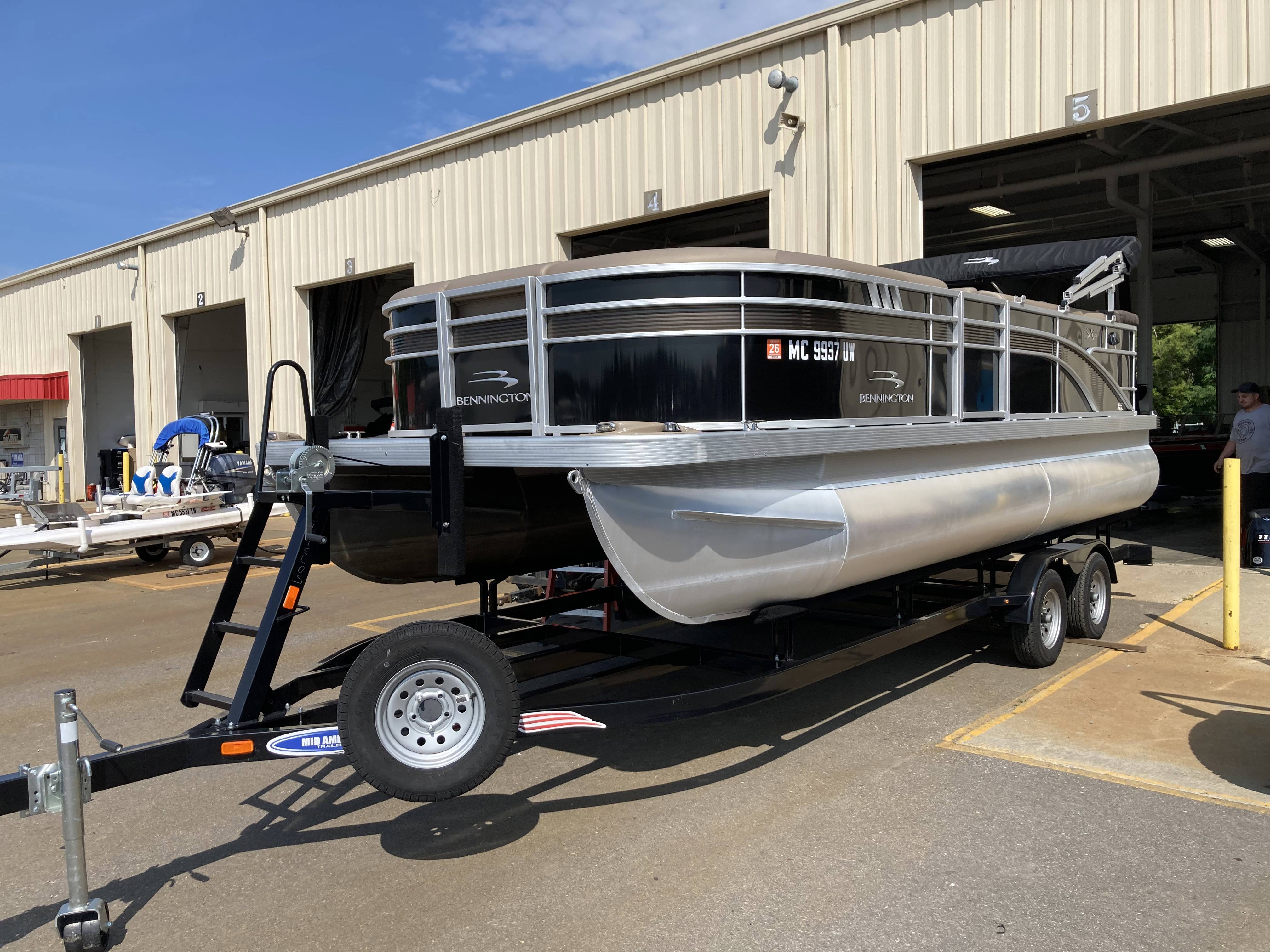 2023 Bennington 21 SXL **TRAILER INCLUDED** - Wilson Marine