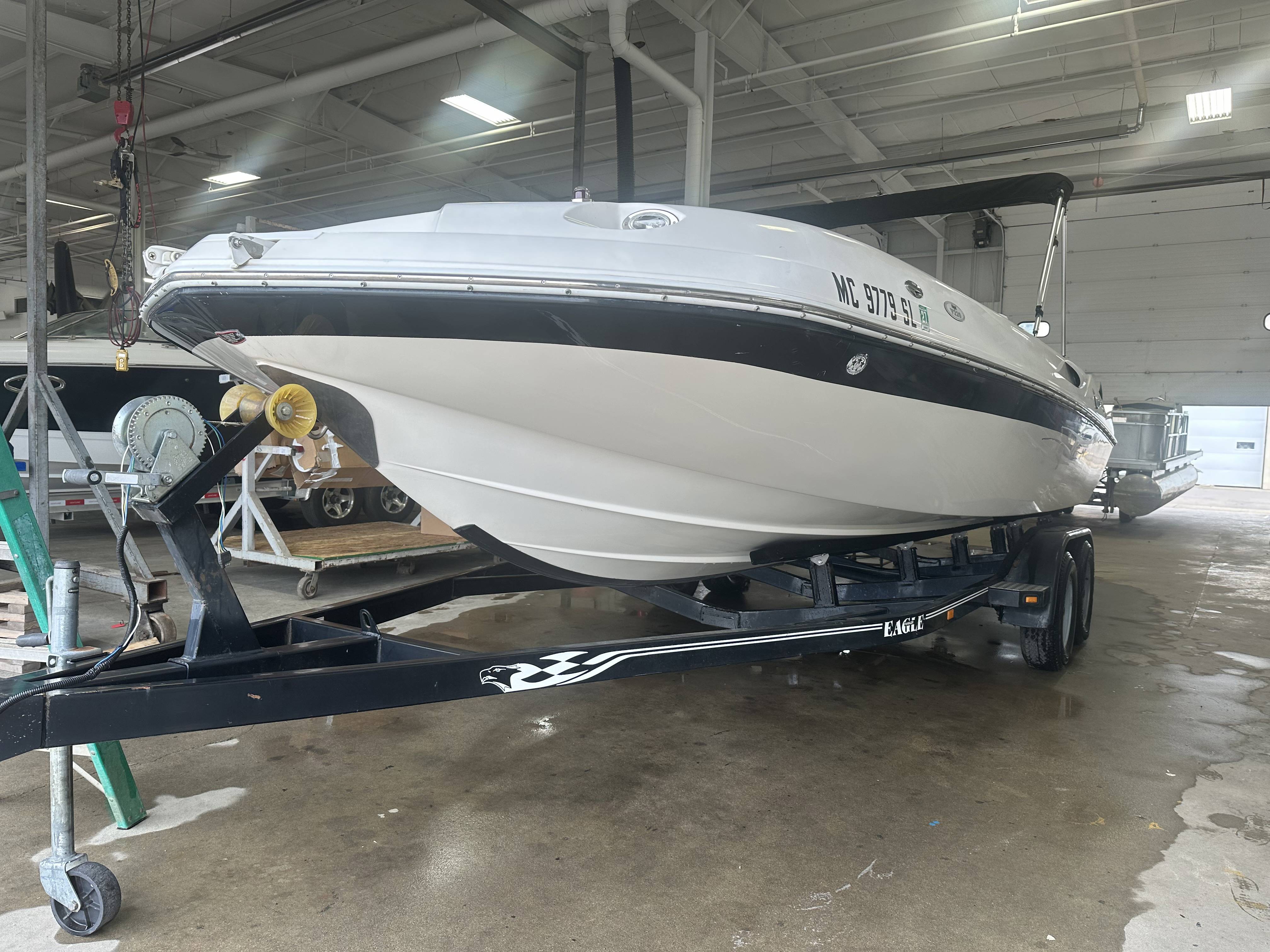 2003 Harris V220 DECK BOAT - Wilson Marine