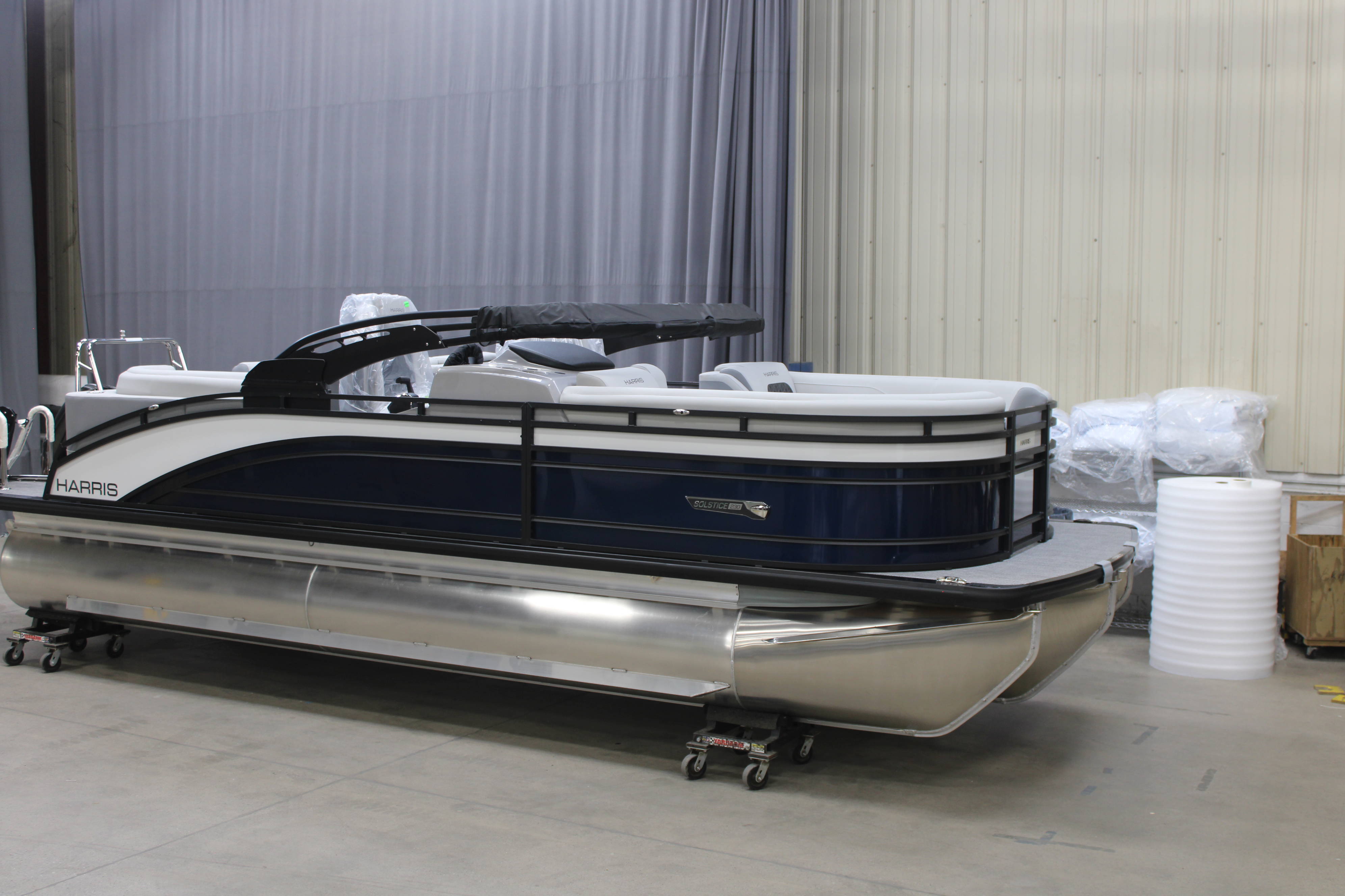 2026 Harris Solstice 230 CWDH - Wilson Marine