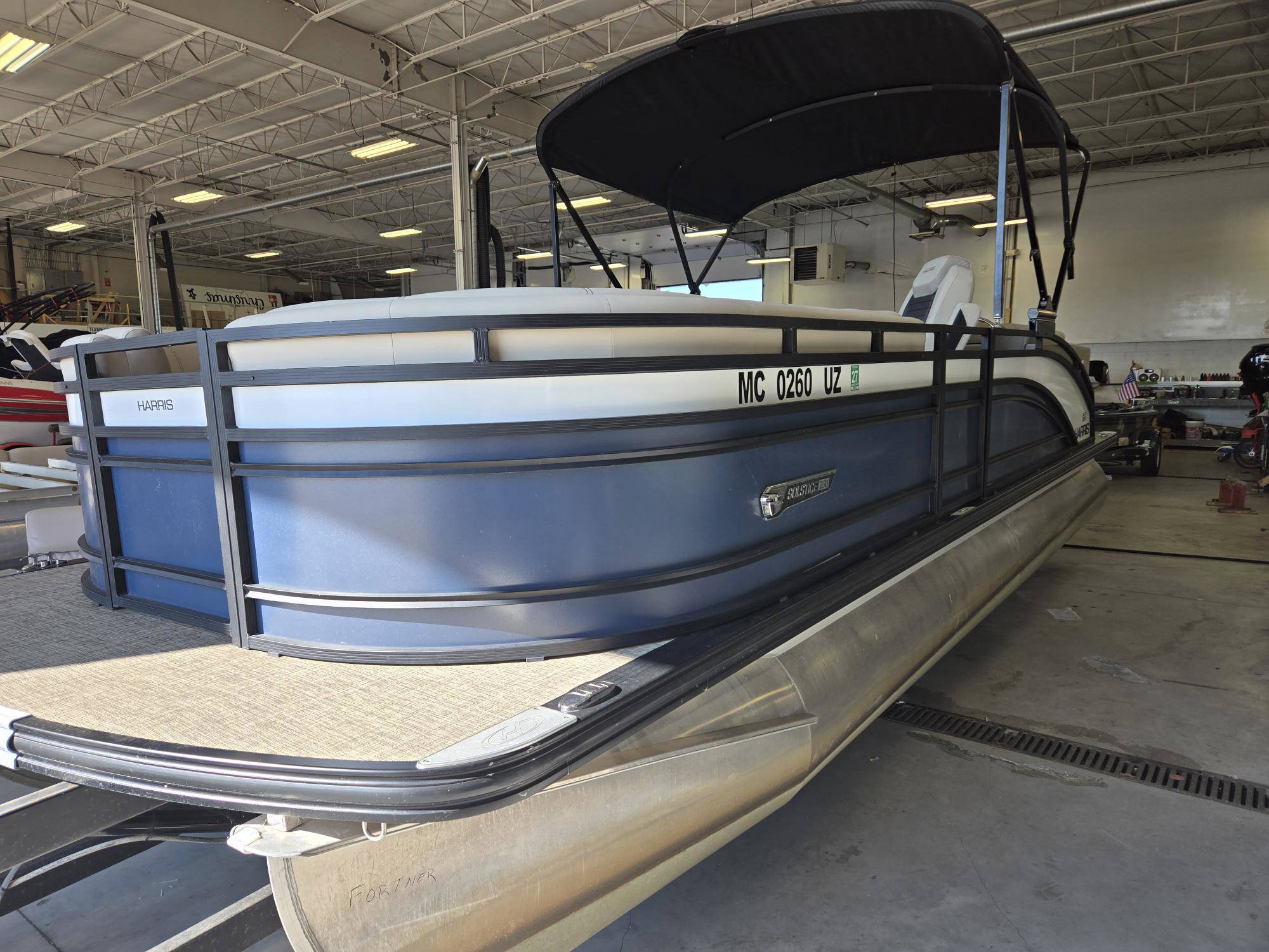 2023 Harris Solstice 230 - Wilson Marine