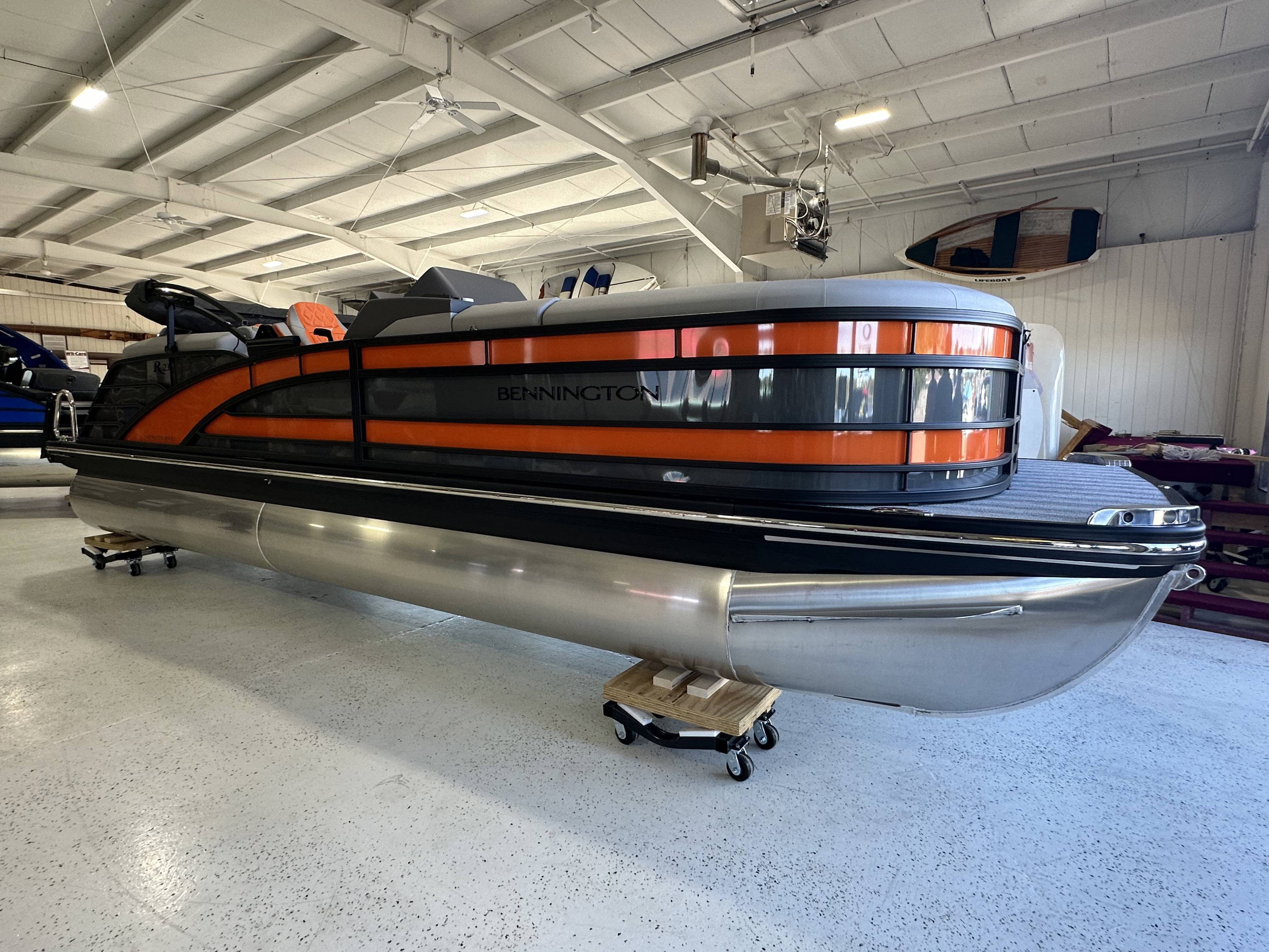 2025 Bennington 23 RFB Tri Toon - Wilson Marine