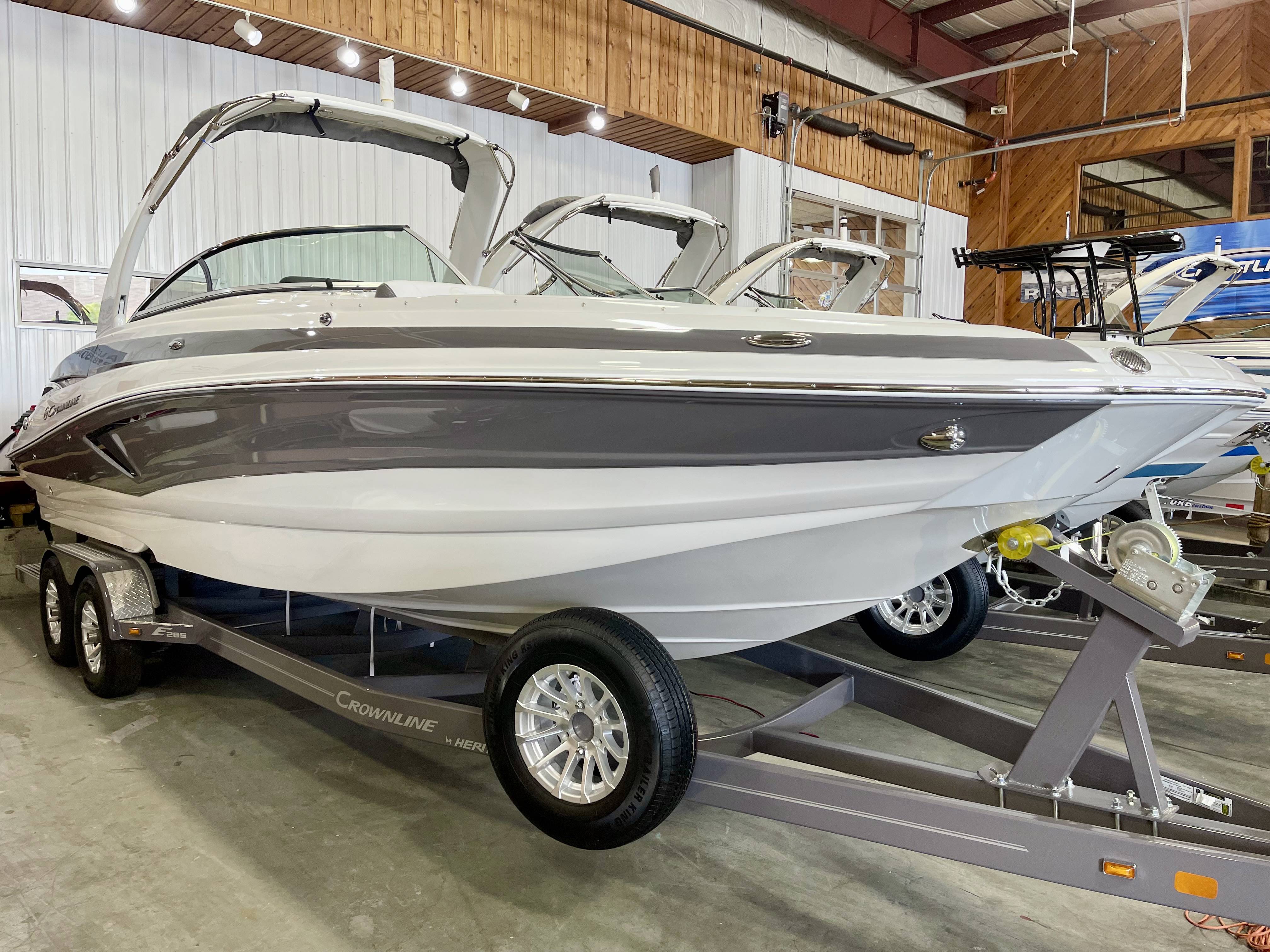 2023 Crownline E285 - Wilson Marine