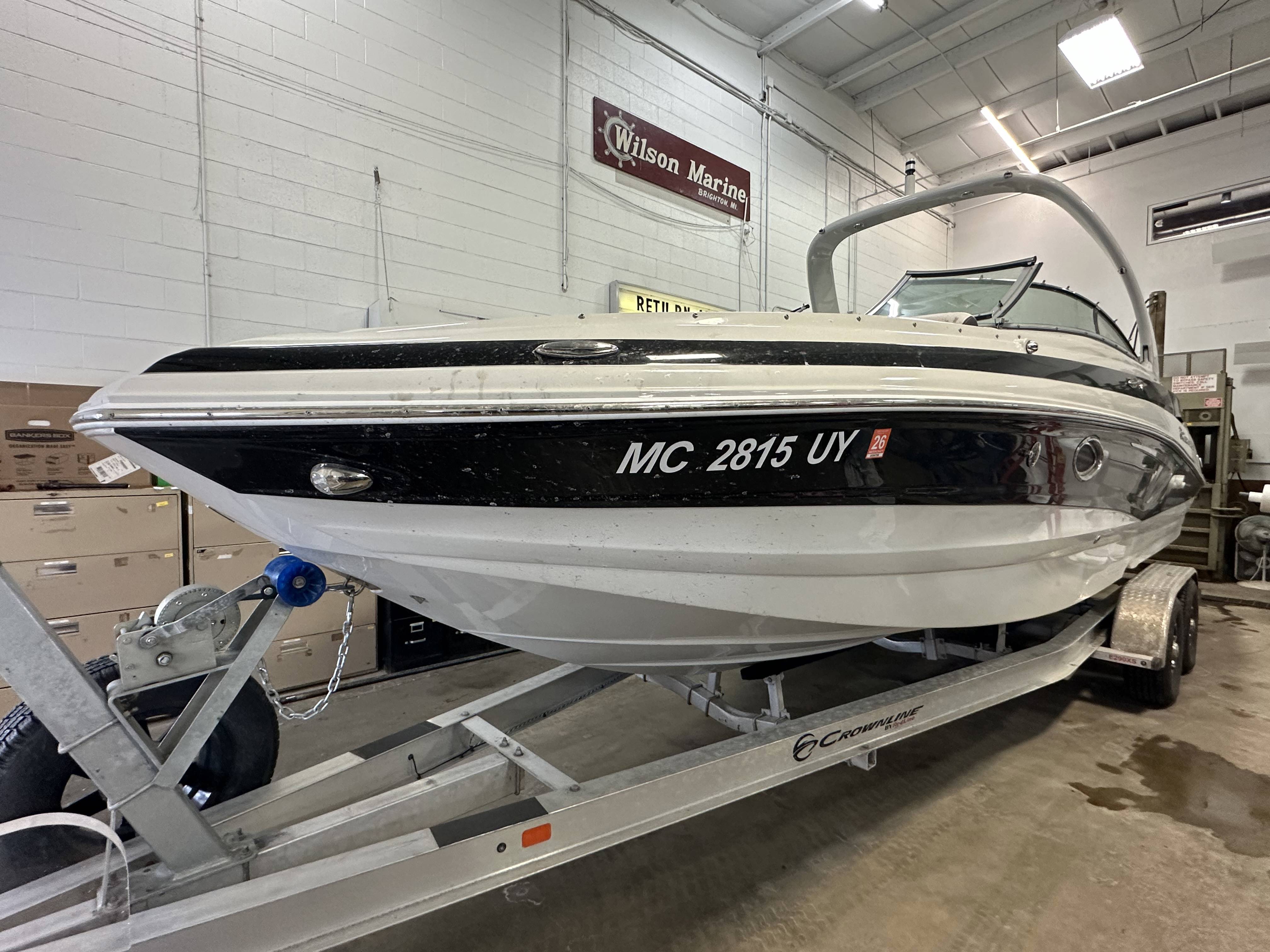 2024 Crownline E290 XS **39 HOURS!!** *TRAILER INCLUDED* - Wilson Marine