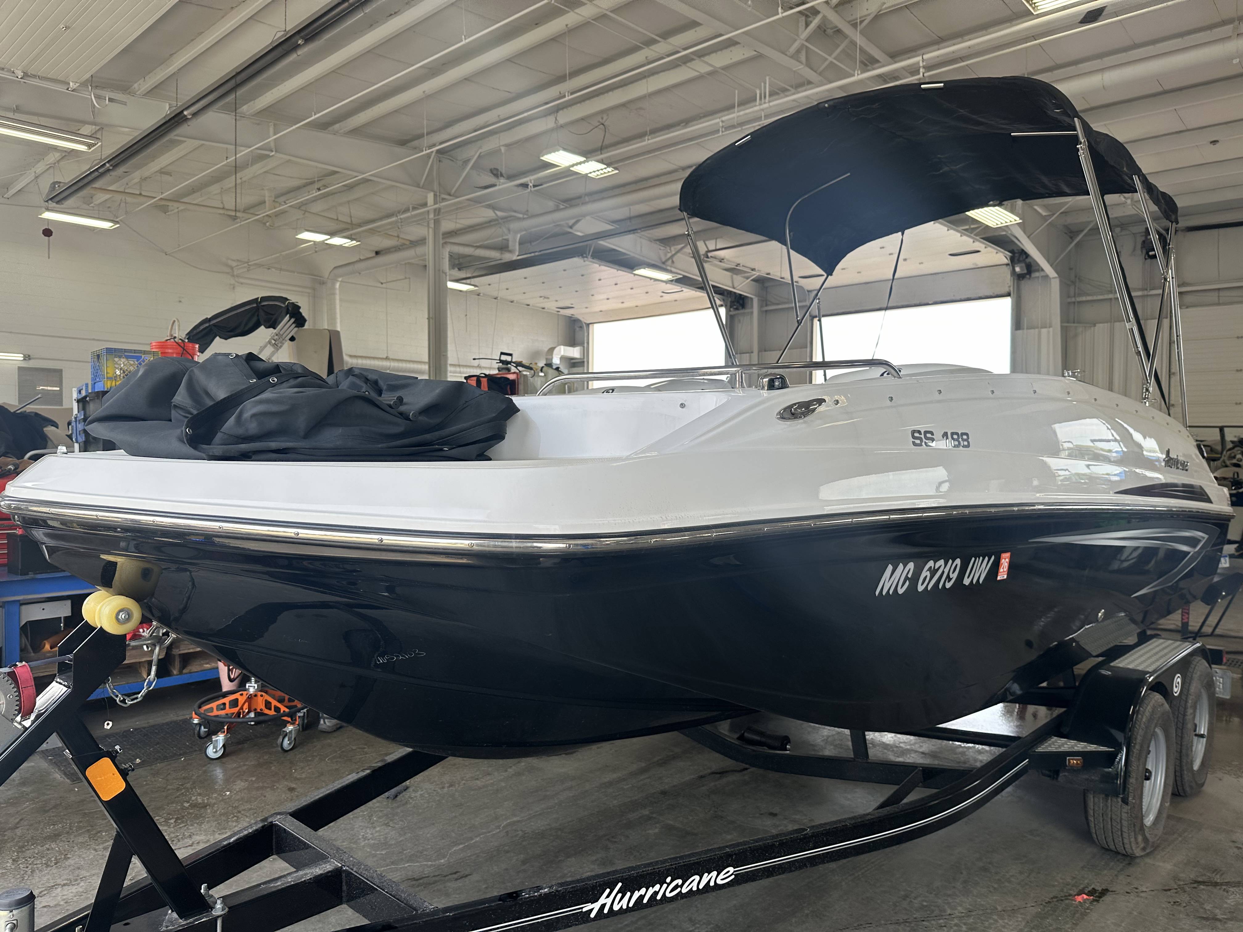 2022 Hurricane SunDeck Sport 188 IO - Wilson Marine