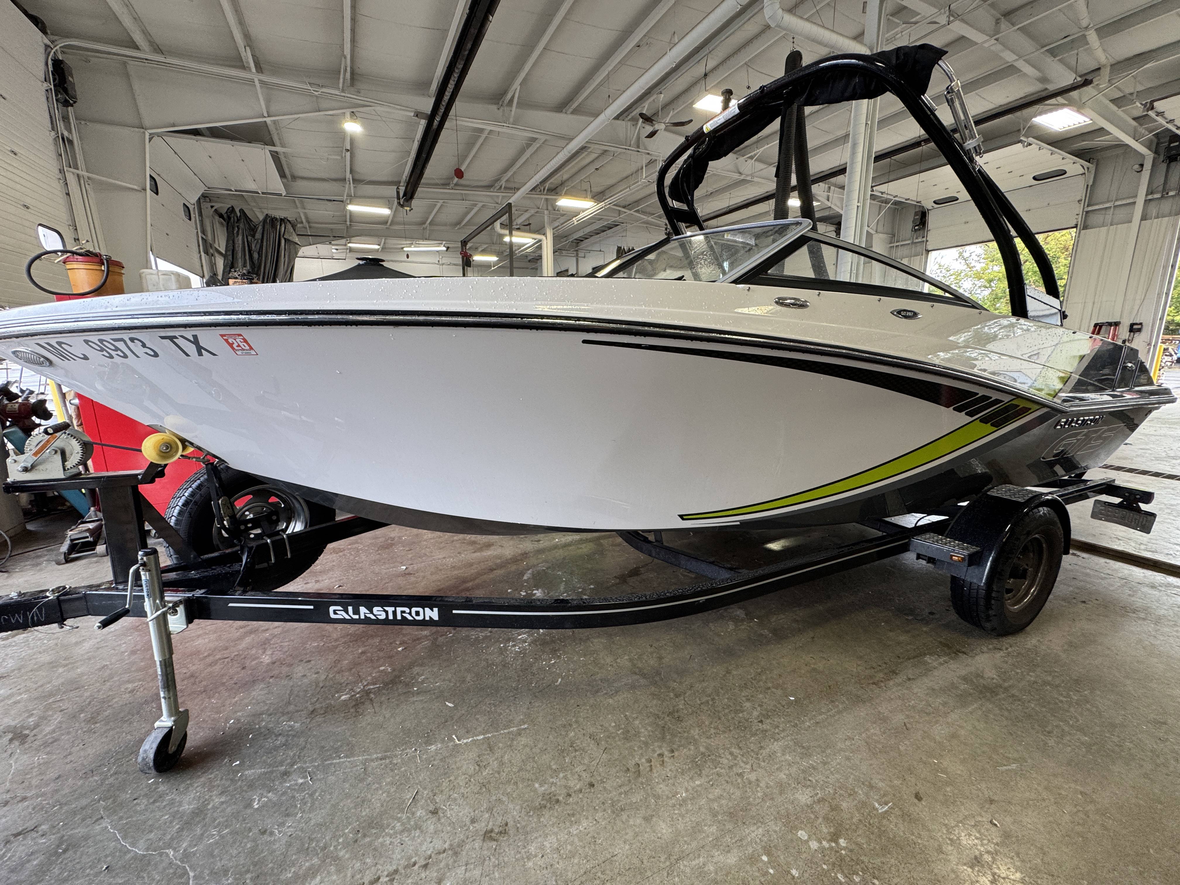 2017 Glastron GTS 207 *JET BOAT* - Wilson Marine