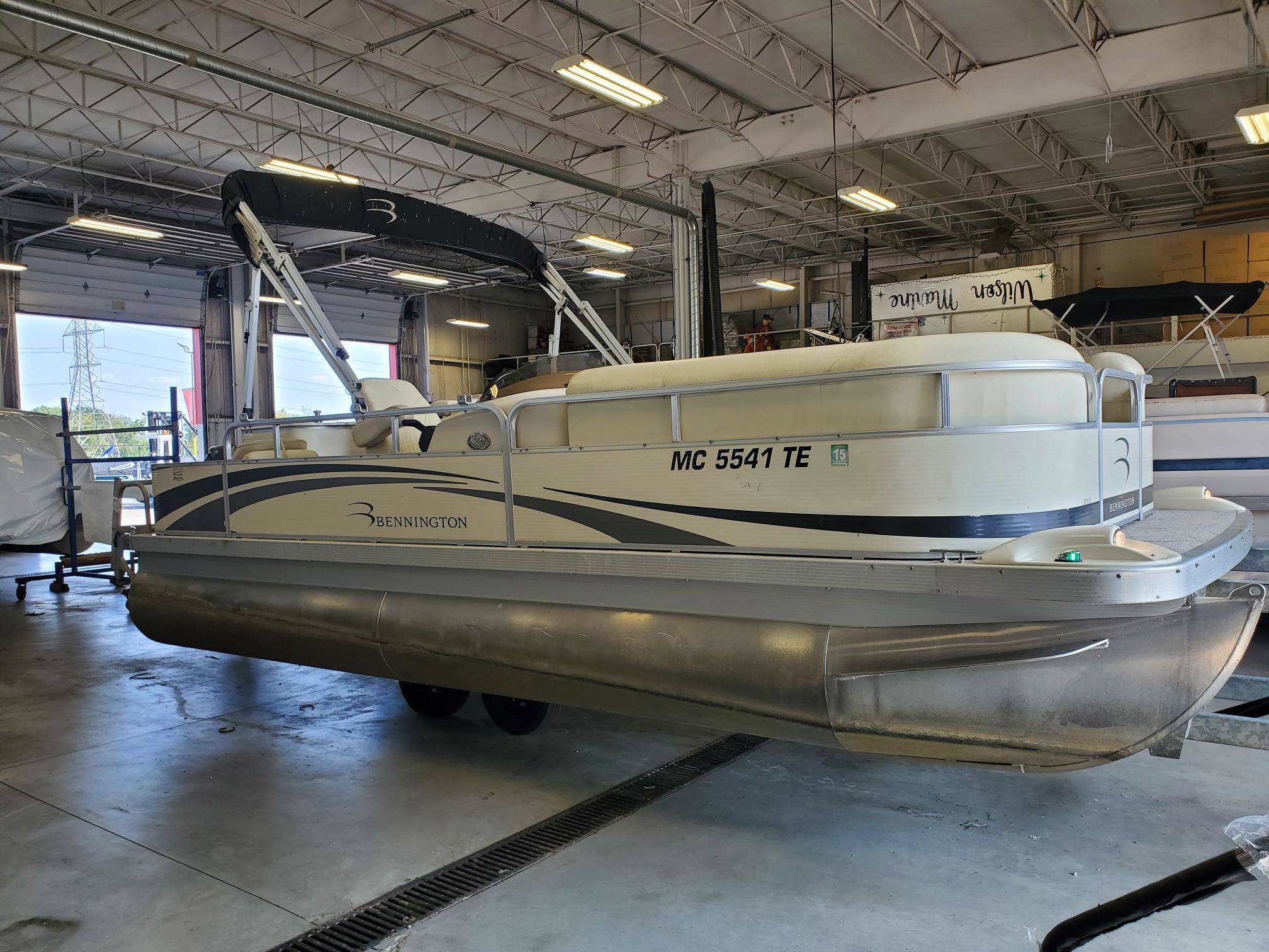 2008 Bennington 2075GSi **WHOLESALE** - Wilson Marine