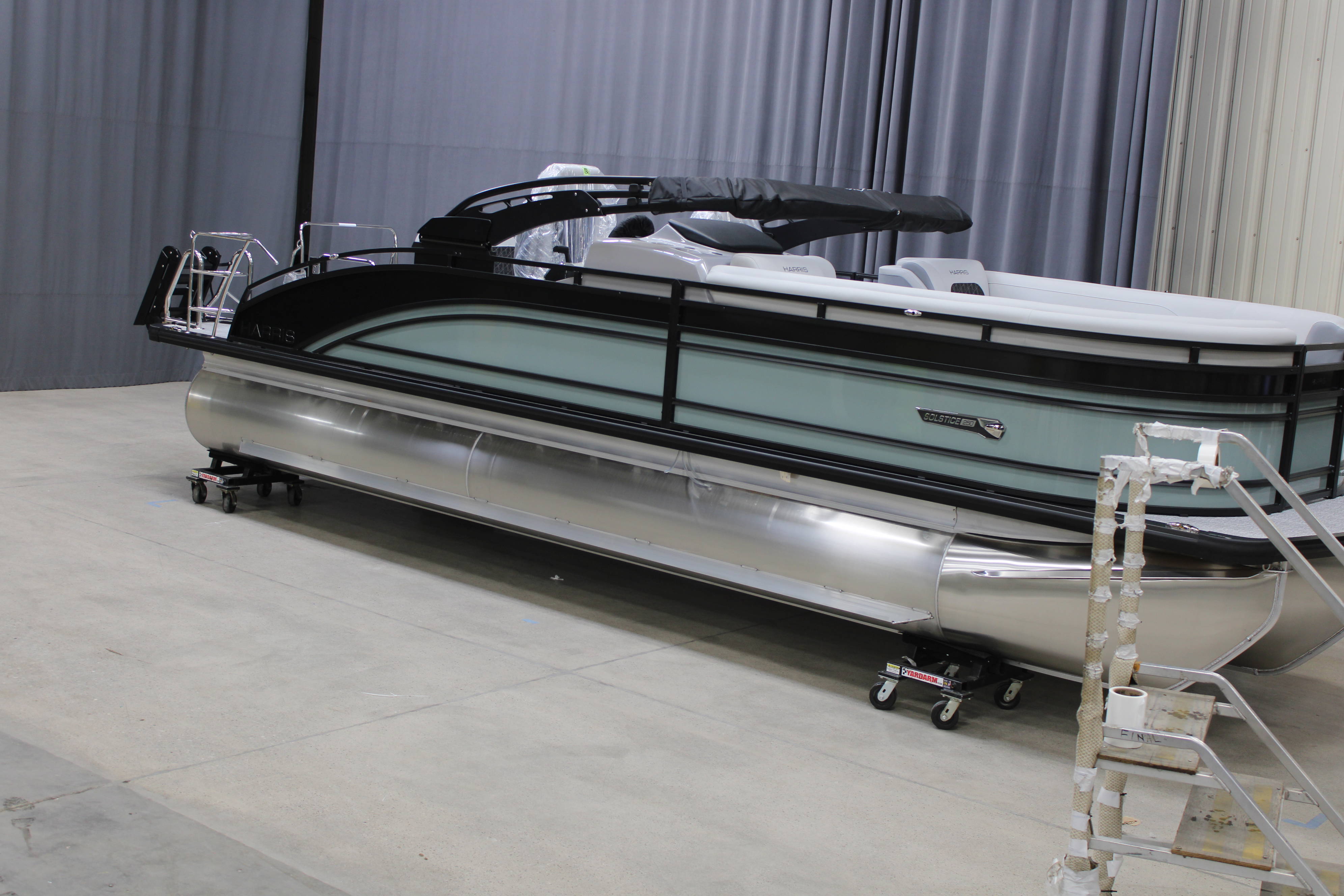 2025 Harris Solstice 250 SLDH Tri Toon - Wilson Marine