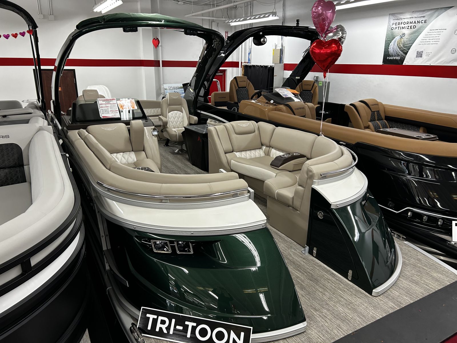 2026 Bennington 25 QSBA Tri Toon - Wilson Marine