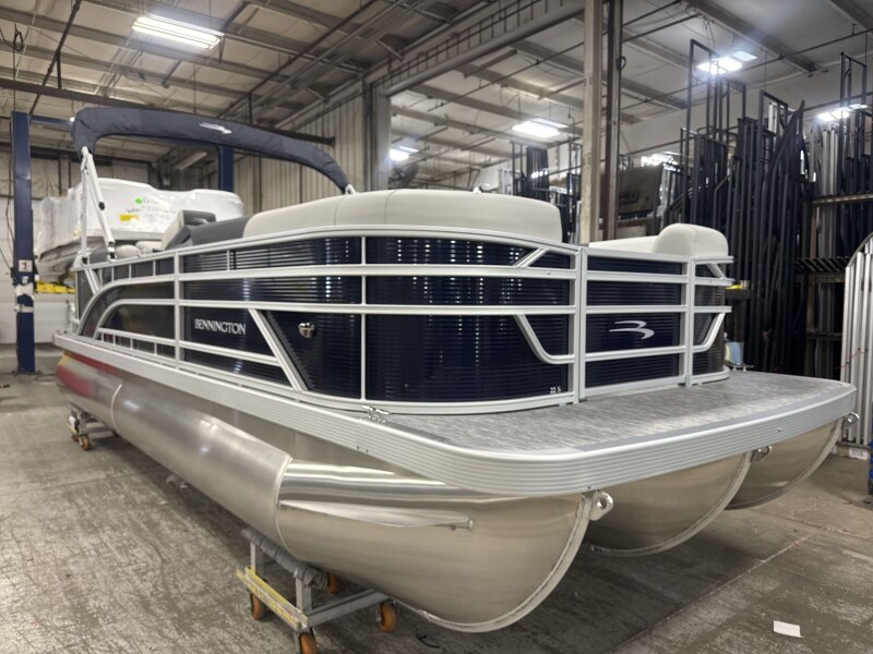 2026 Bennington 22S1SR Tri Toon - Wilson Marine